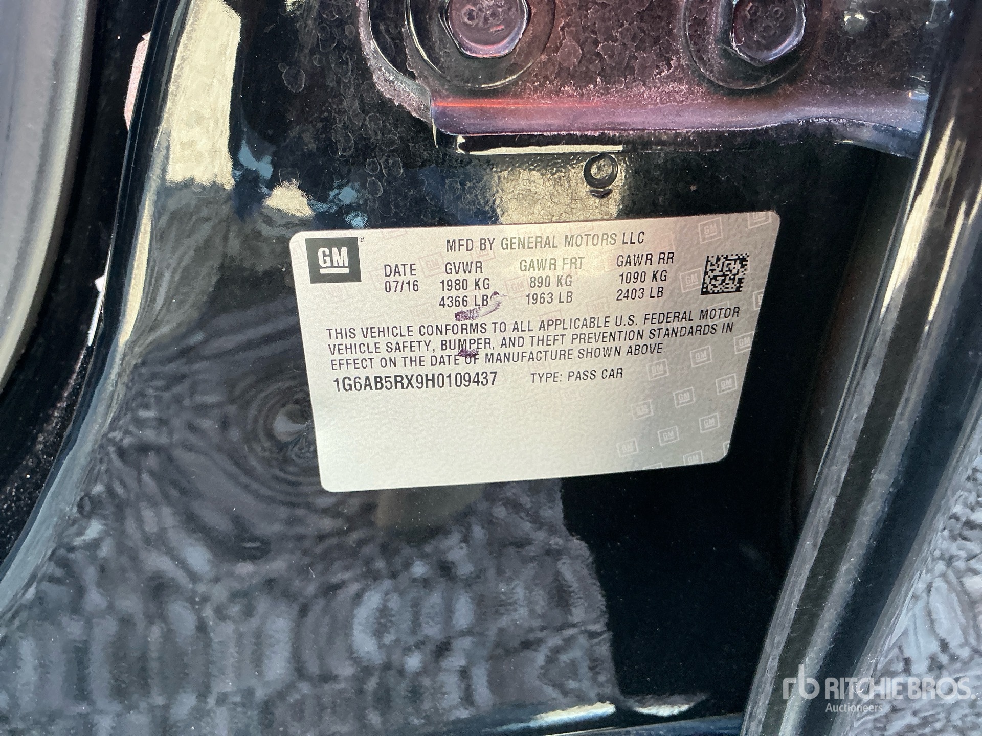 General Appearance with Seriennummer / FIN