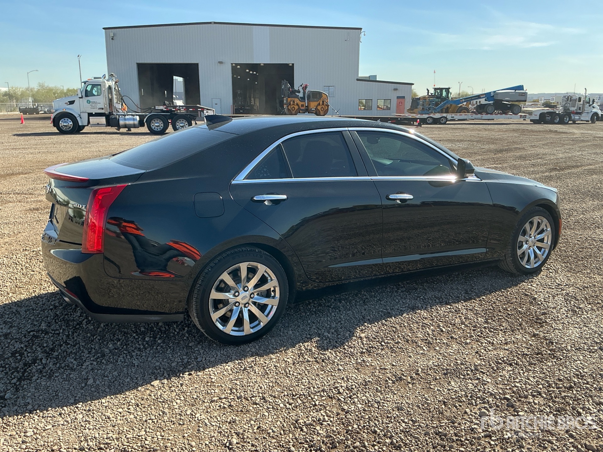 General Appearance with Bild, Ecke hinten rechts