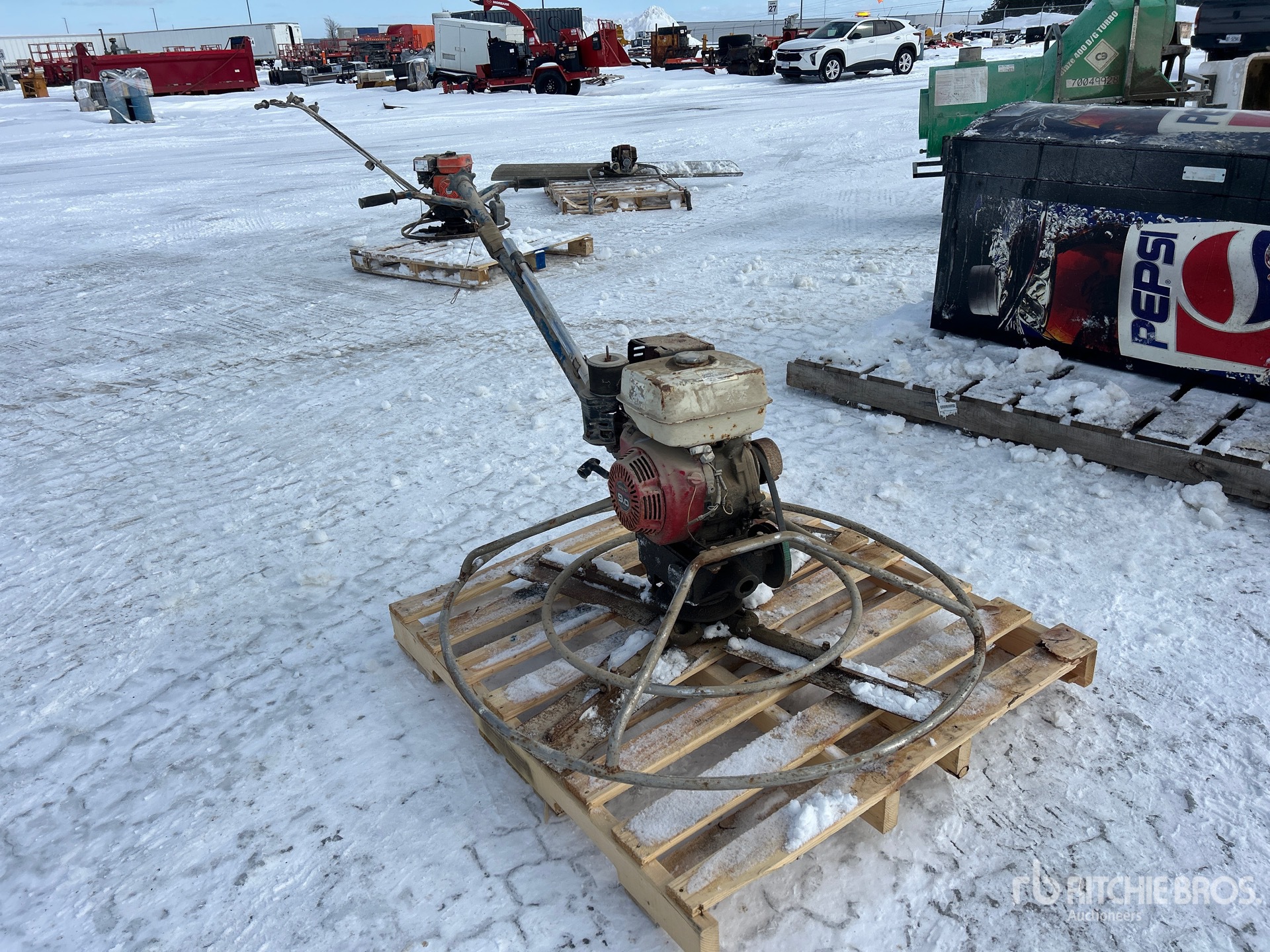 General Appearance with Picture, Right Front Corner