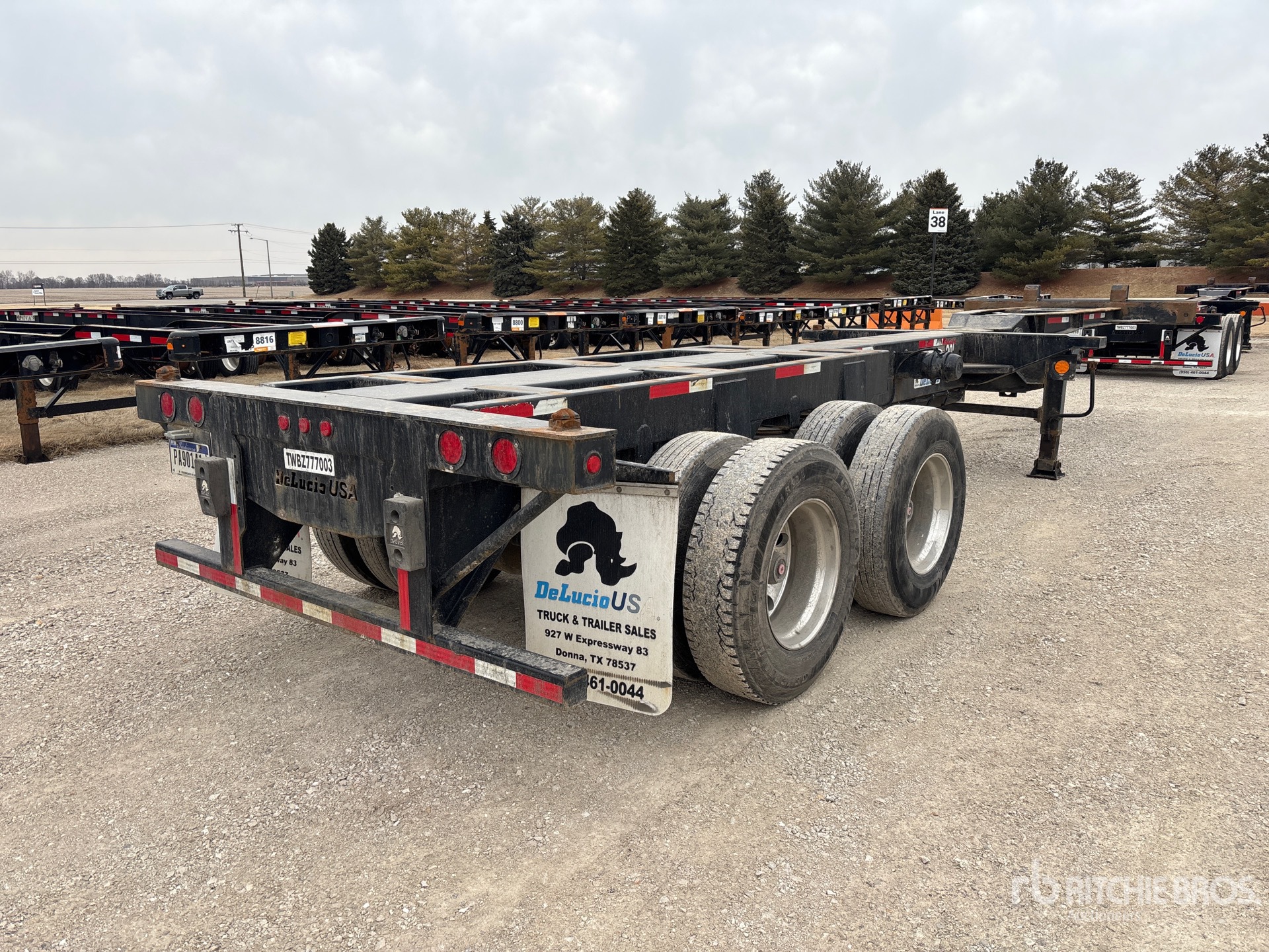 General Appearance with Picture, Right Rear Corner