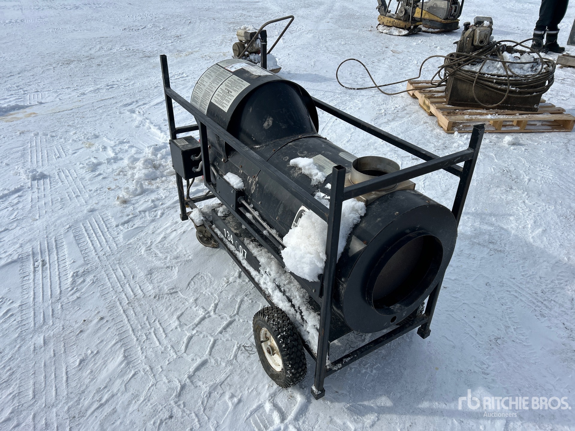 Aspect général with Image, coin avant droit