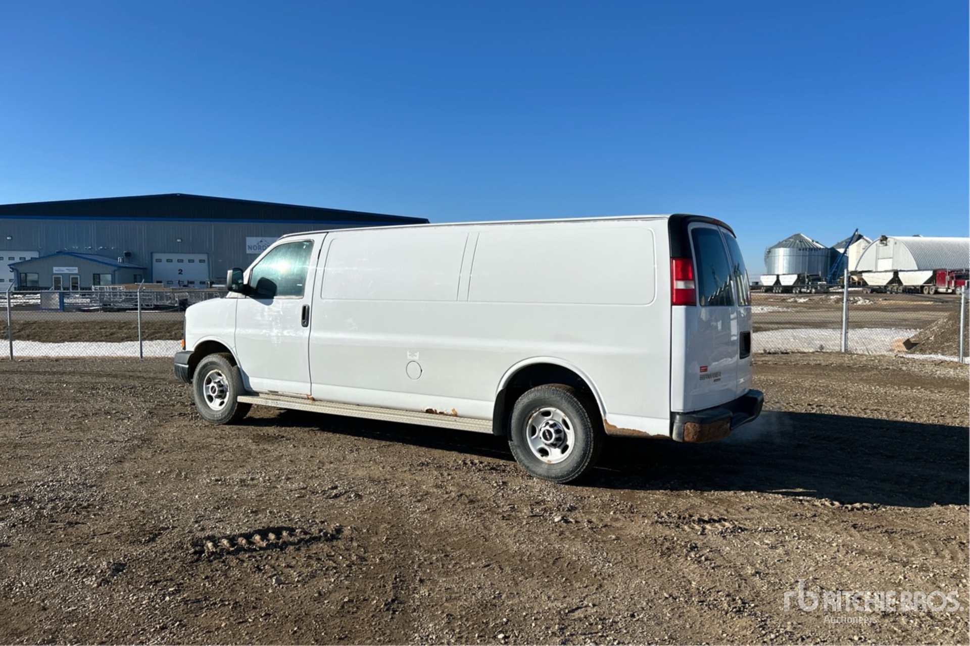 General Appearance with Picture, Left Rear Corner