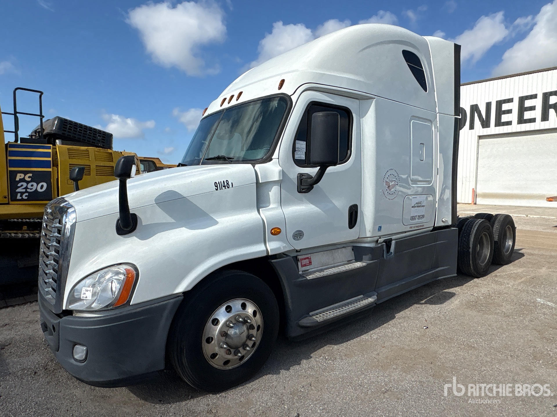 Photo of a 2016 Freightliner CASCADIA 125