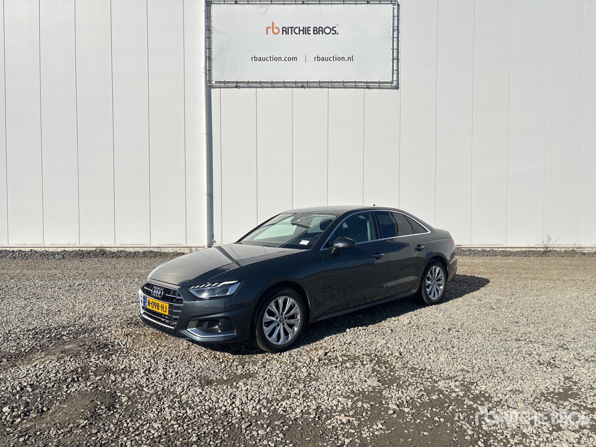 General Appearance with Picture, Left Front Corner