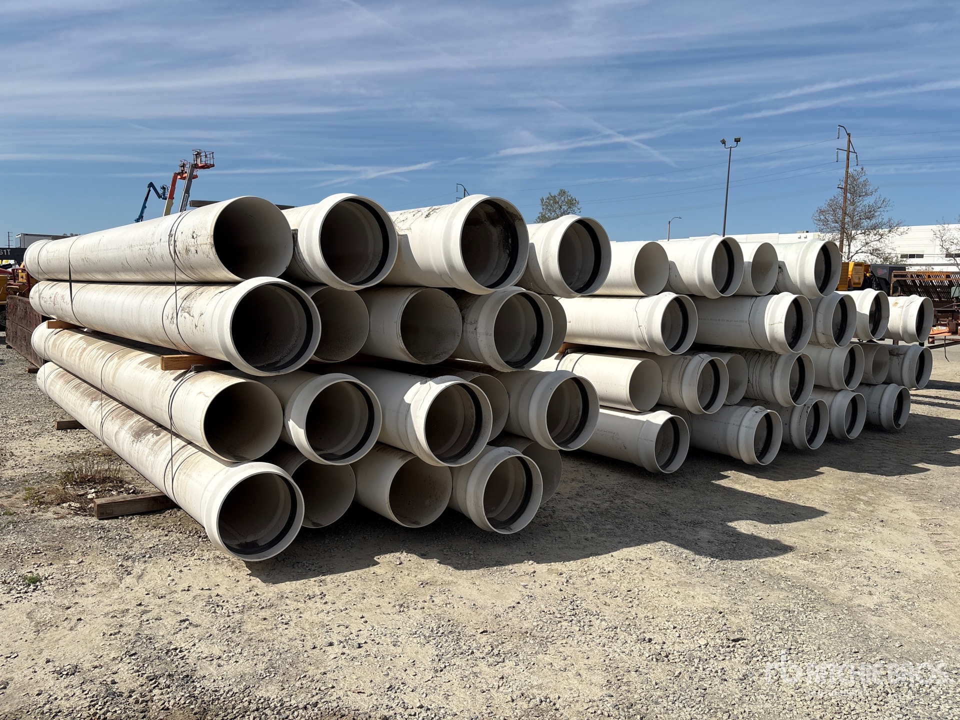 General Appearance with Bild, Ecke hinten links