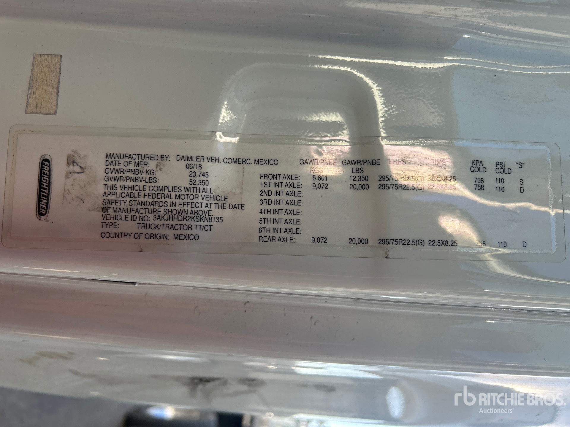 General Appearance with Serial Number / VIN