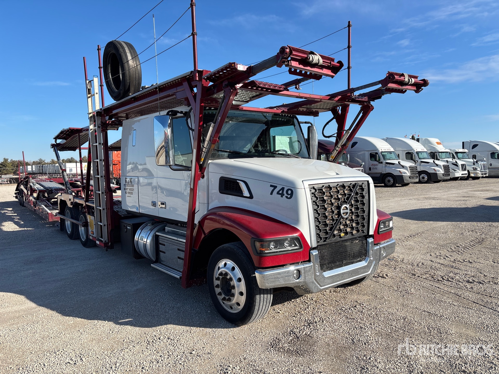 General Appearance with Picture, Right Front Corner