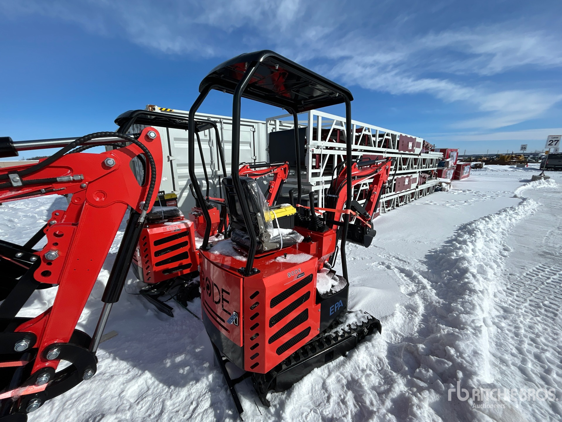 General Appearance with Picture, Right Rear Corner