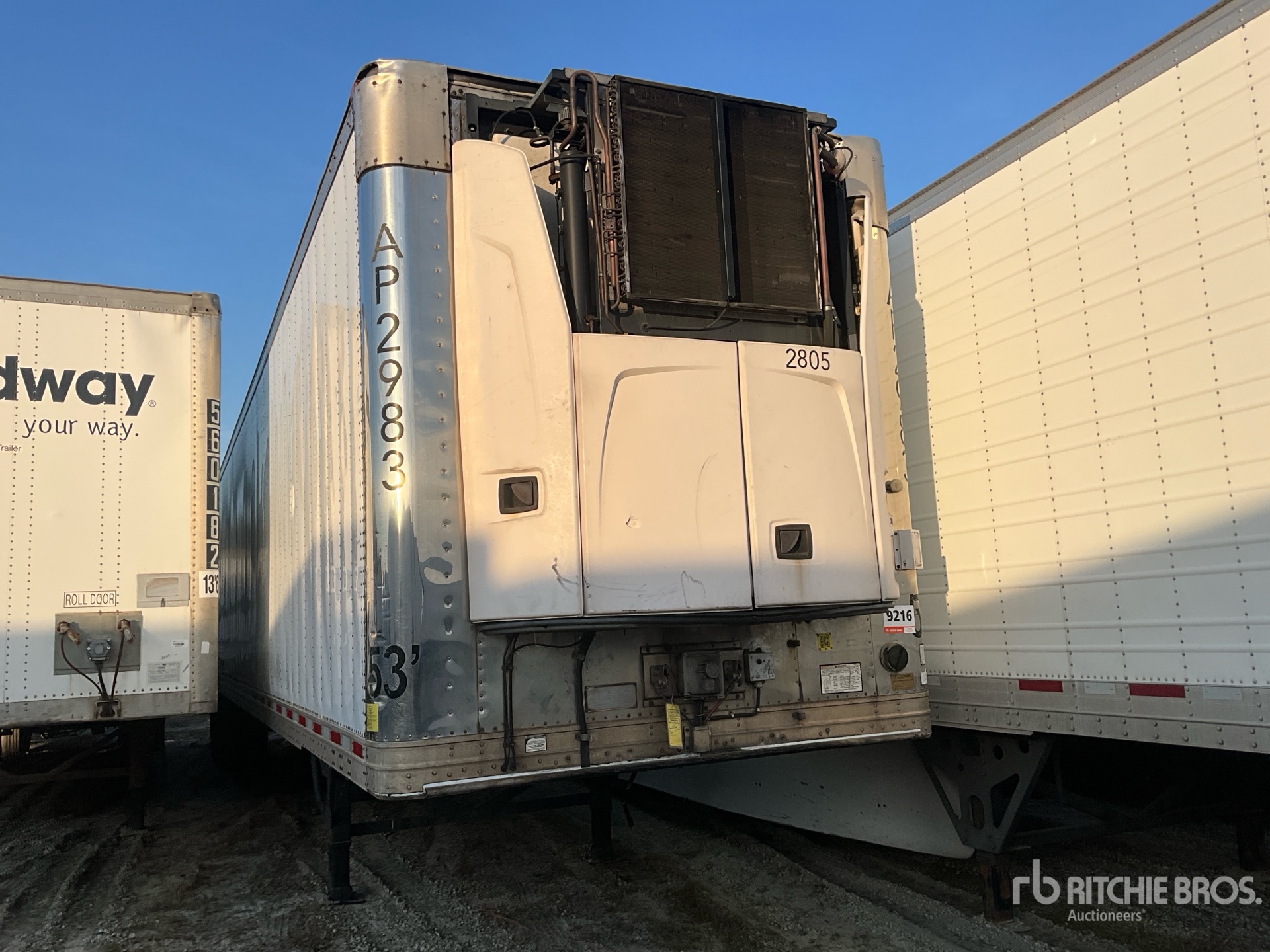 General Appearance with Bild, Ecke vorne rechts