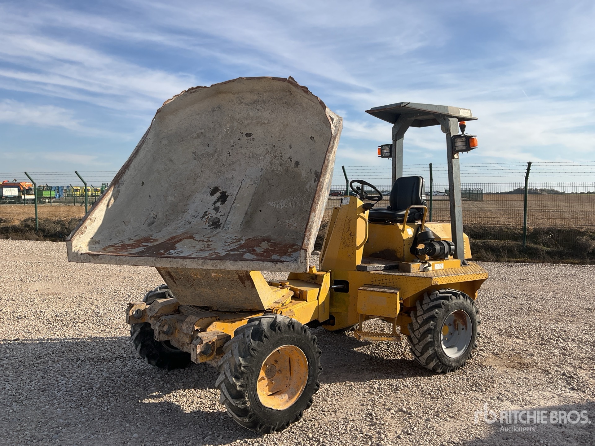 General Appearance with Featured Photo