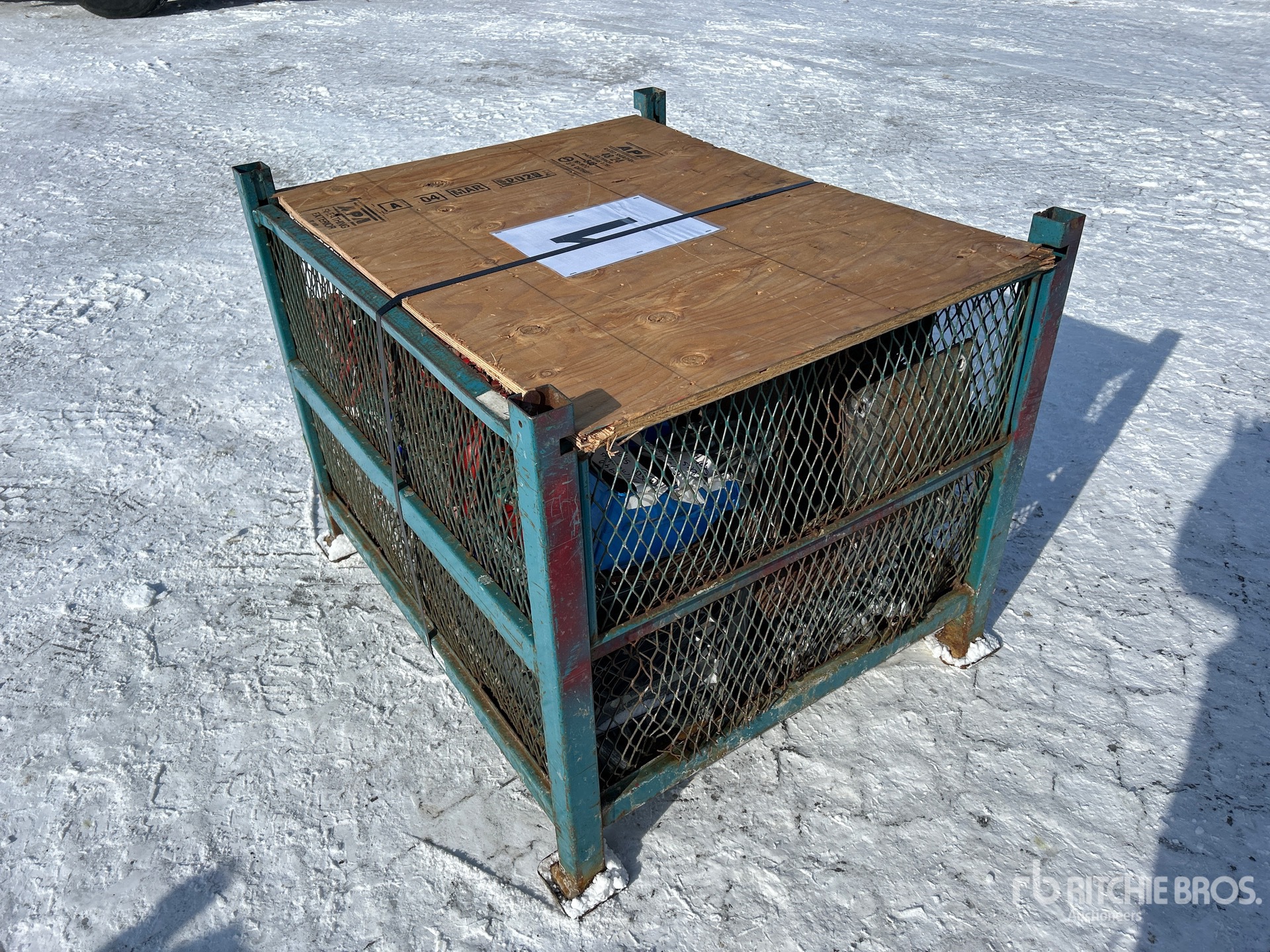 Aspect général with Image, coin avant droit