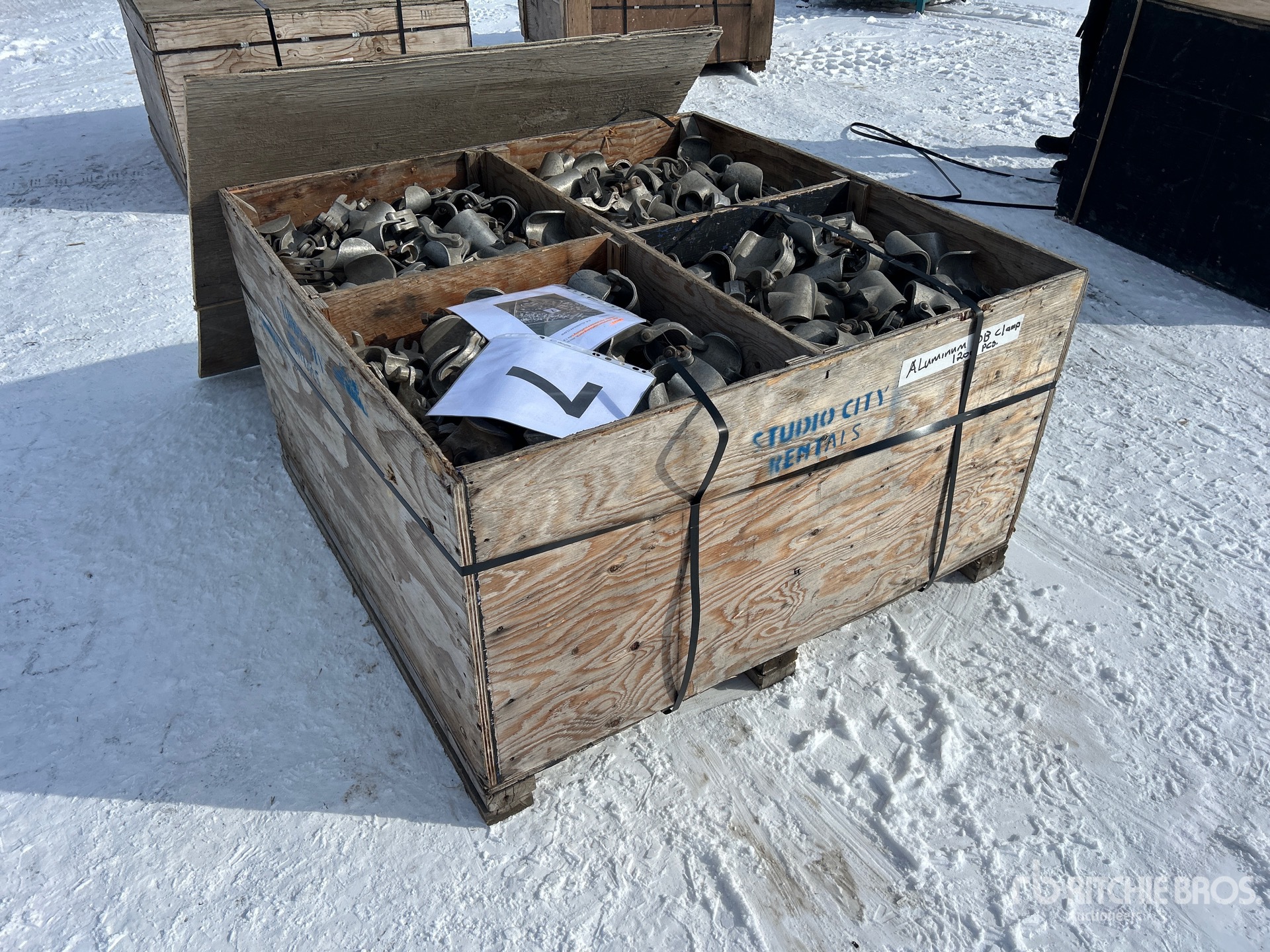 Aspect général with Image, coin avant droit