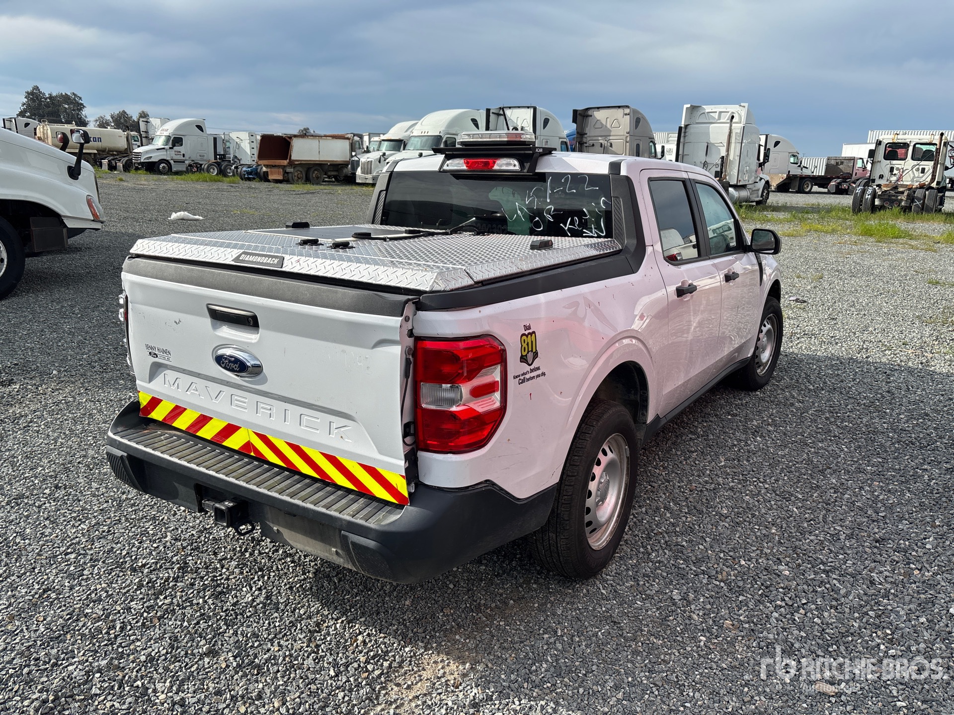 General Appearance with Picture, Right Rear Corner