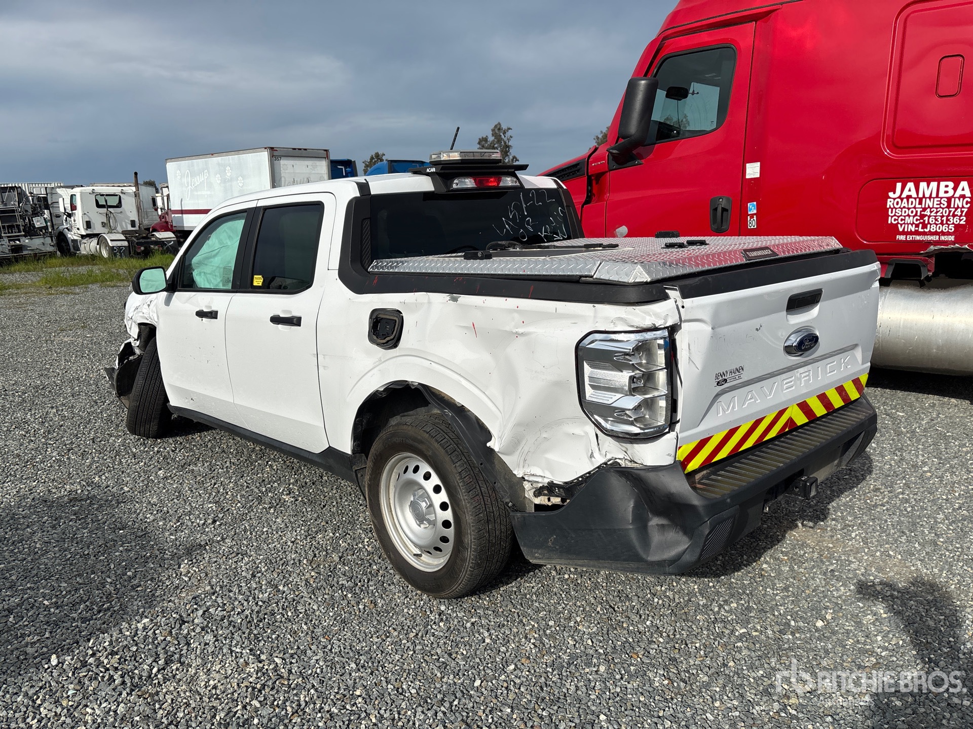 General Appearance with Picture, Left Rear Corner