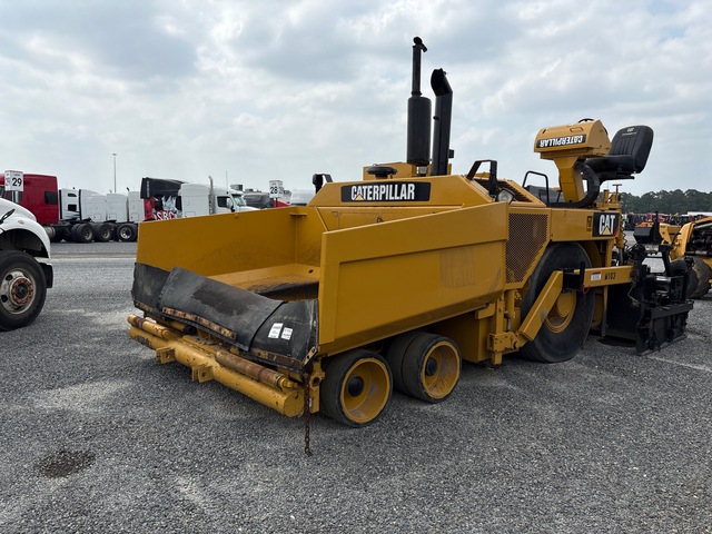 Cat AP-1000B Wheel Asphalt Paver (Inoperable) Cat AP-1000B Wheel Asphalt Paver (Inoperable)