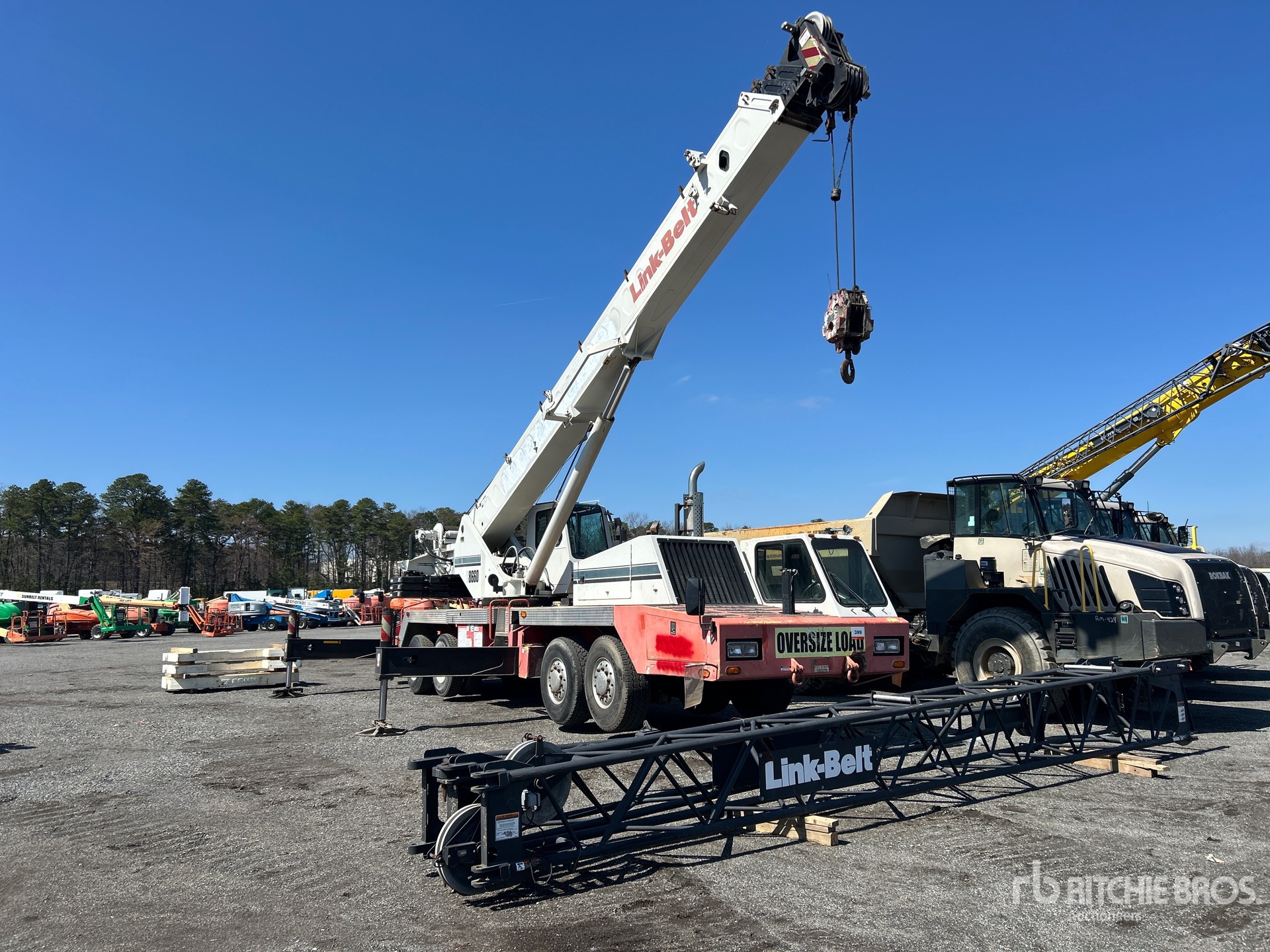 General Appearance with Featured Photo