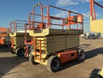 General Appearance - Scissor Lift* with Picture, Right Rear Corner