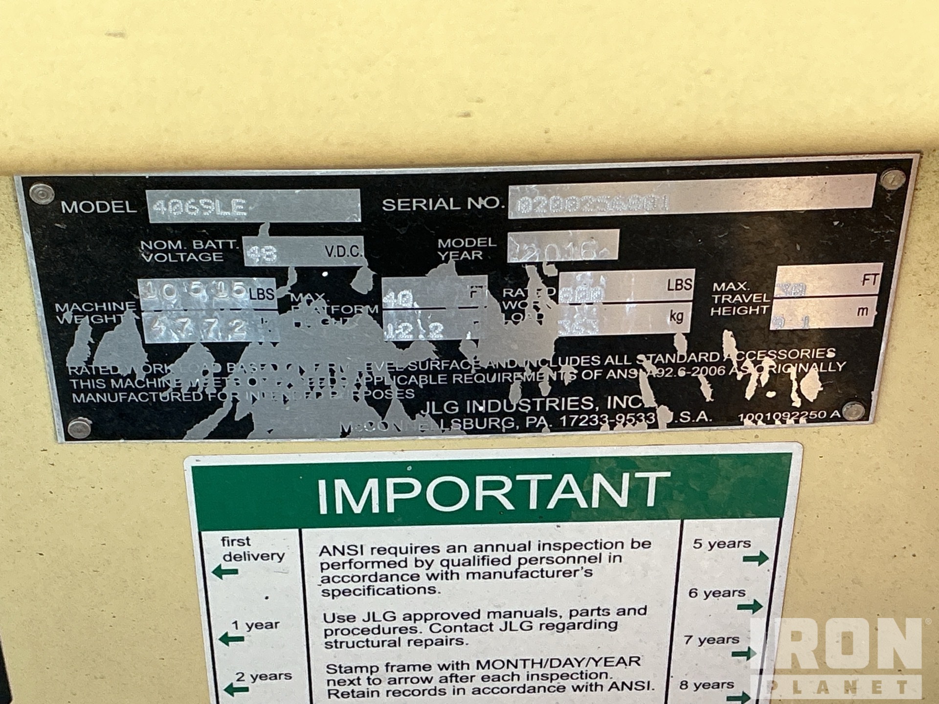 General Appearance - Scissor Lift* with Serial Number / VIN