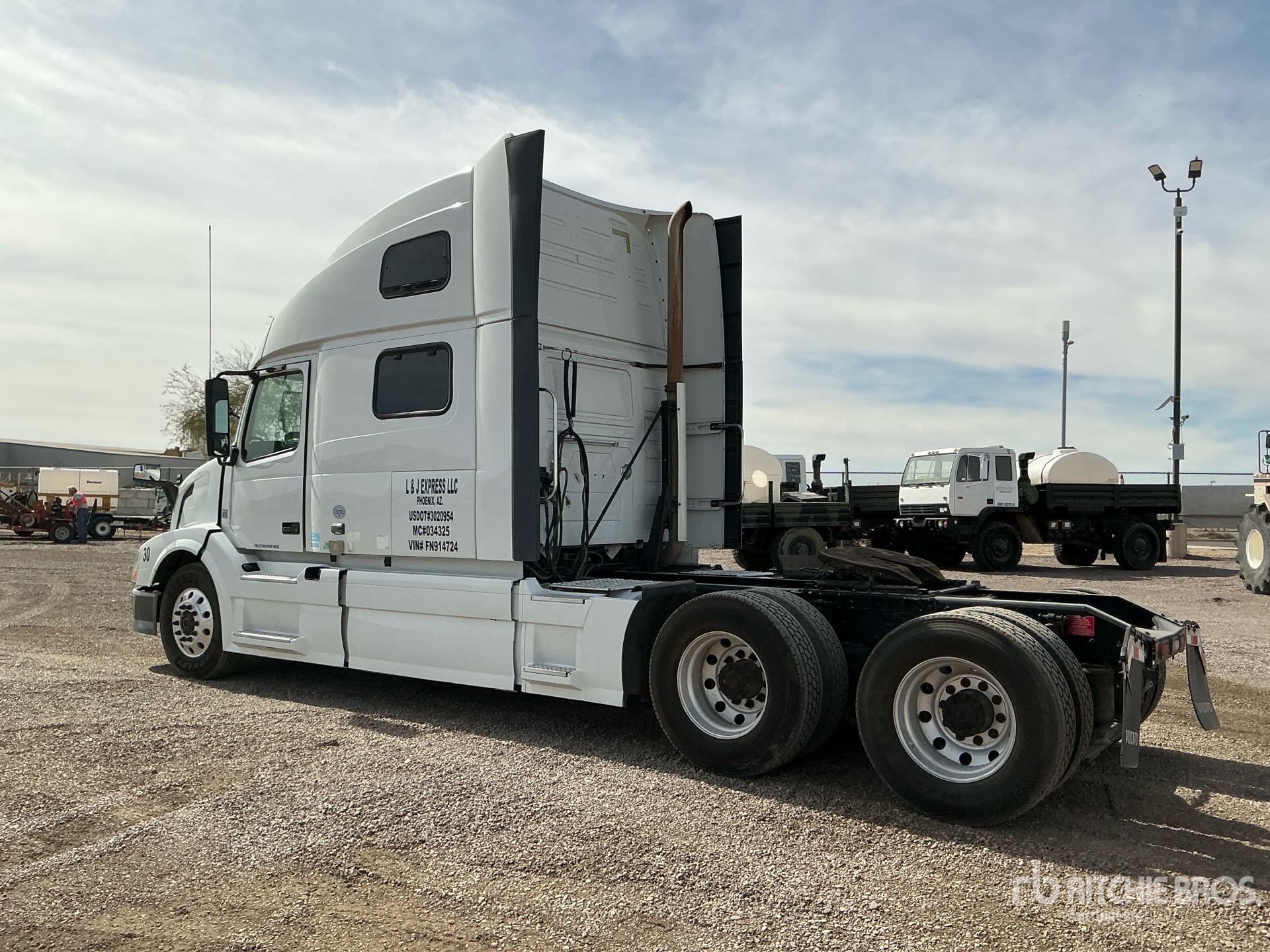 General Appearance with Picture, Left Rear Corner