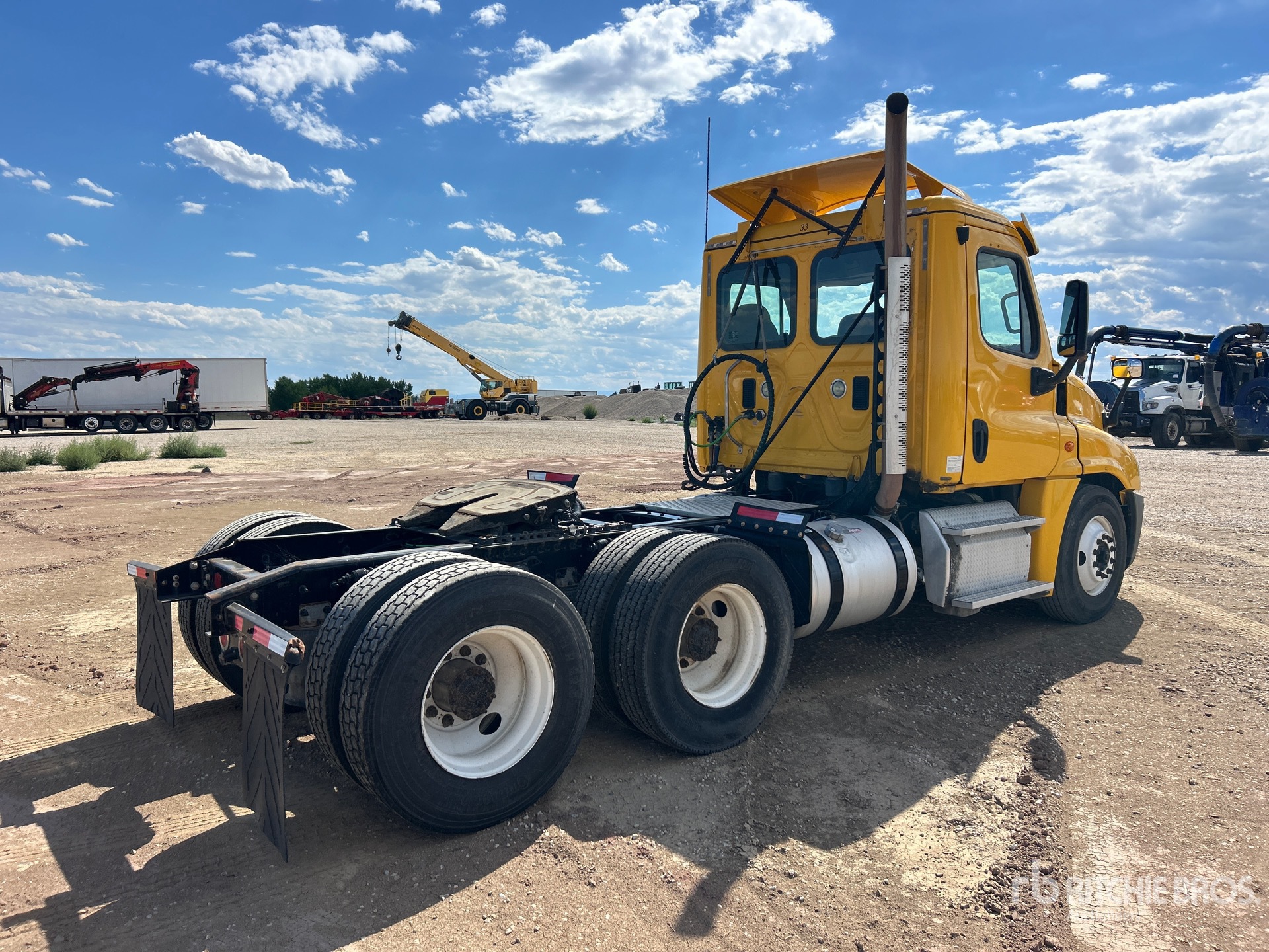 2016 Freightliner CASCADIA 125