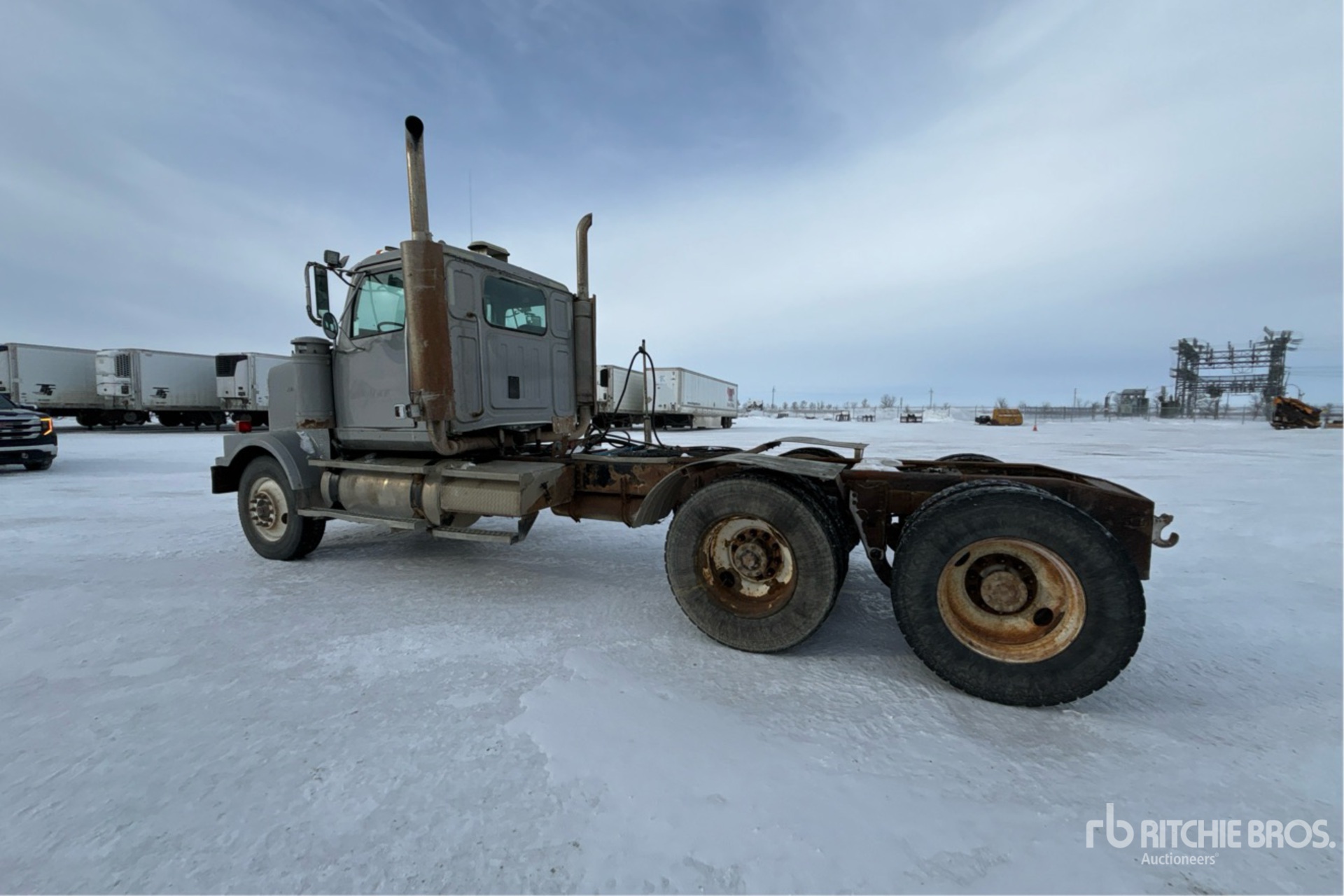 General Appearance with Bild, Ecke hinten links