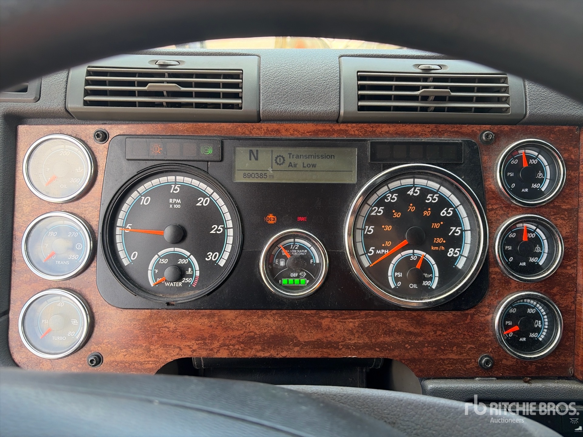 2016 Freightliner CASCADIA 125