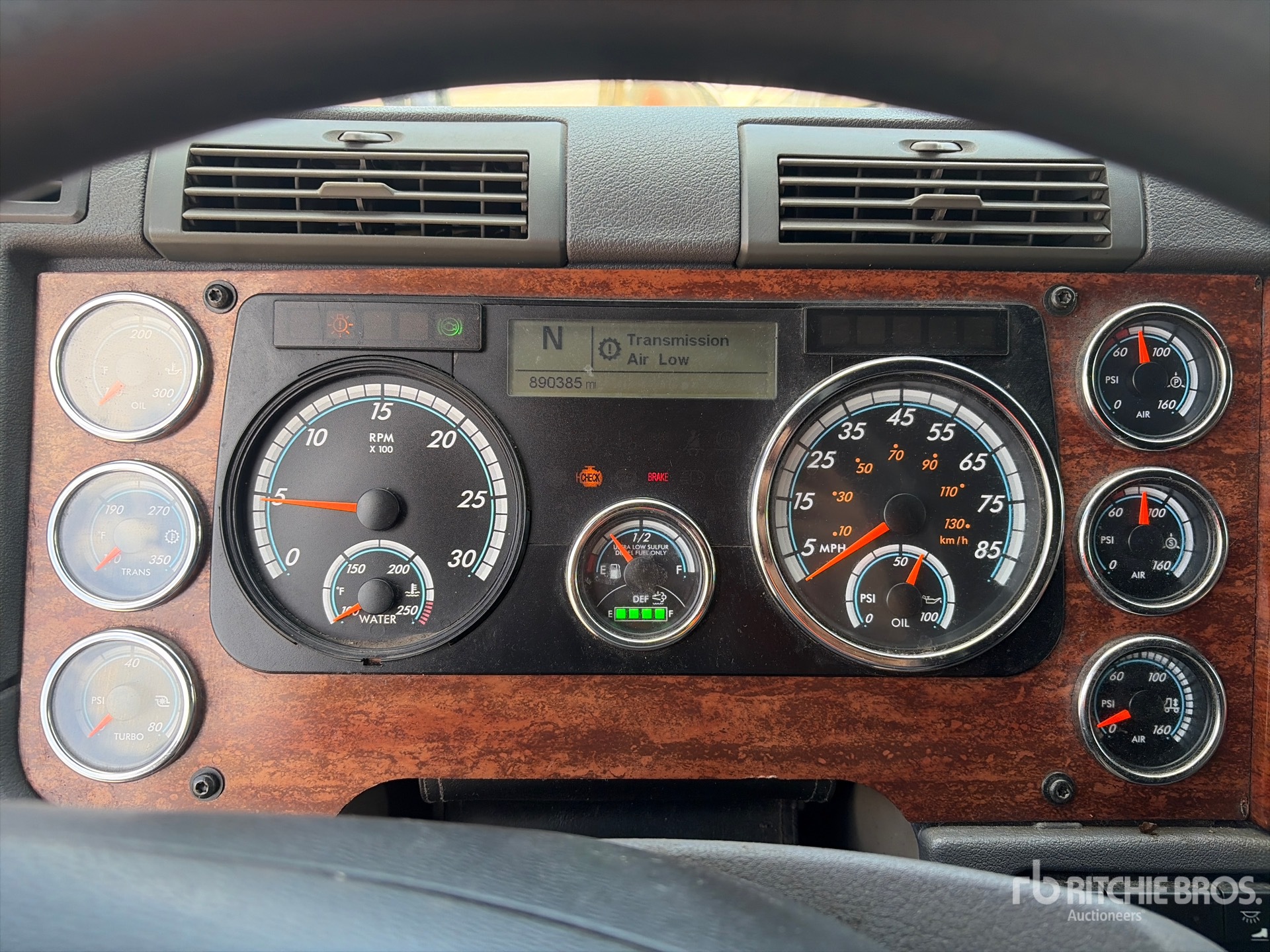 2016 Freightliner CASCADIA 125
