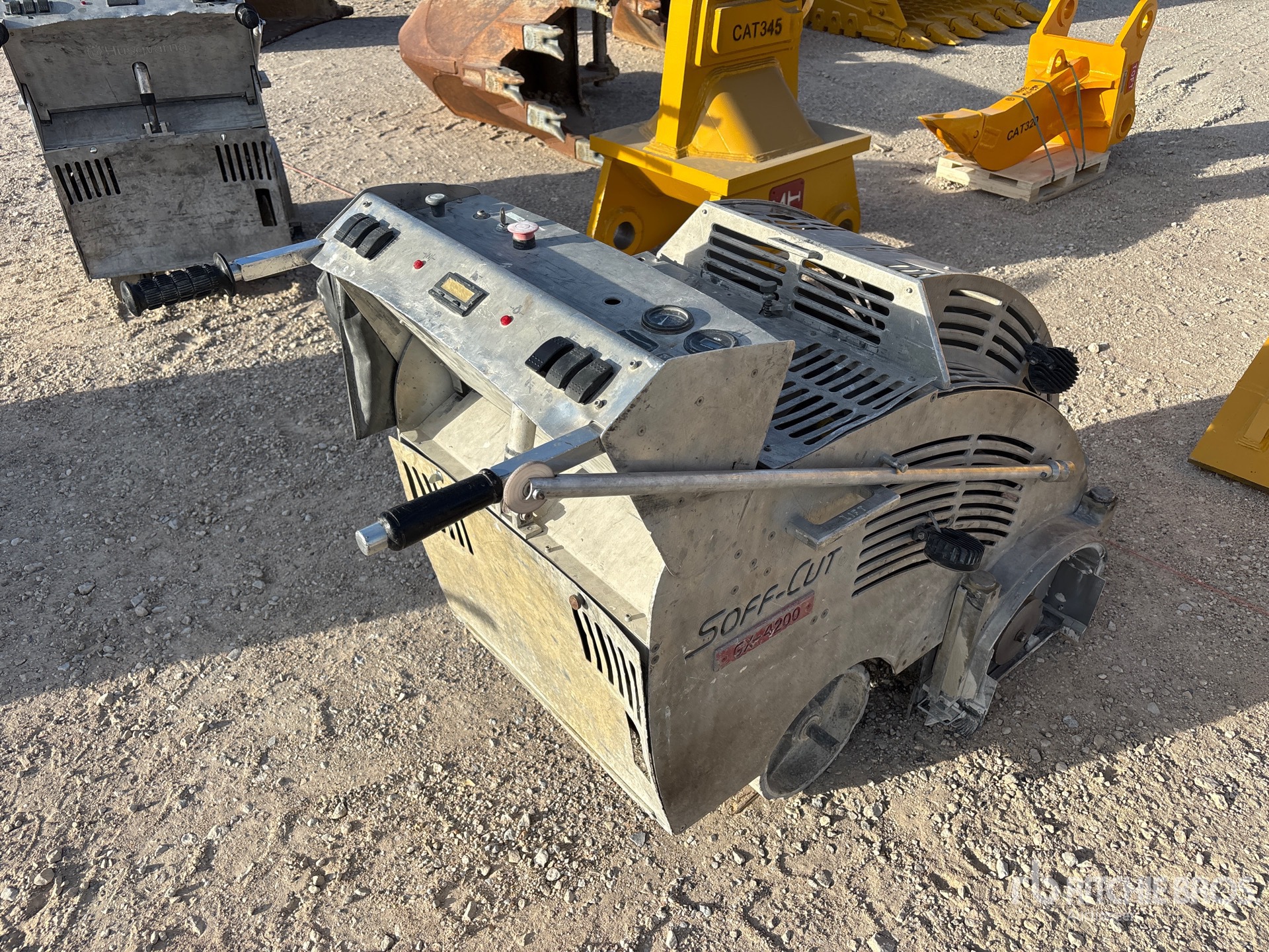 General Appearance with Image, coin arrière droit