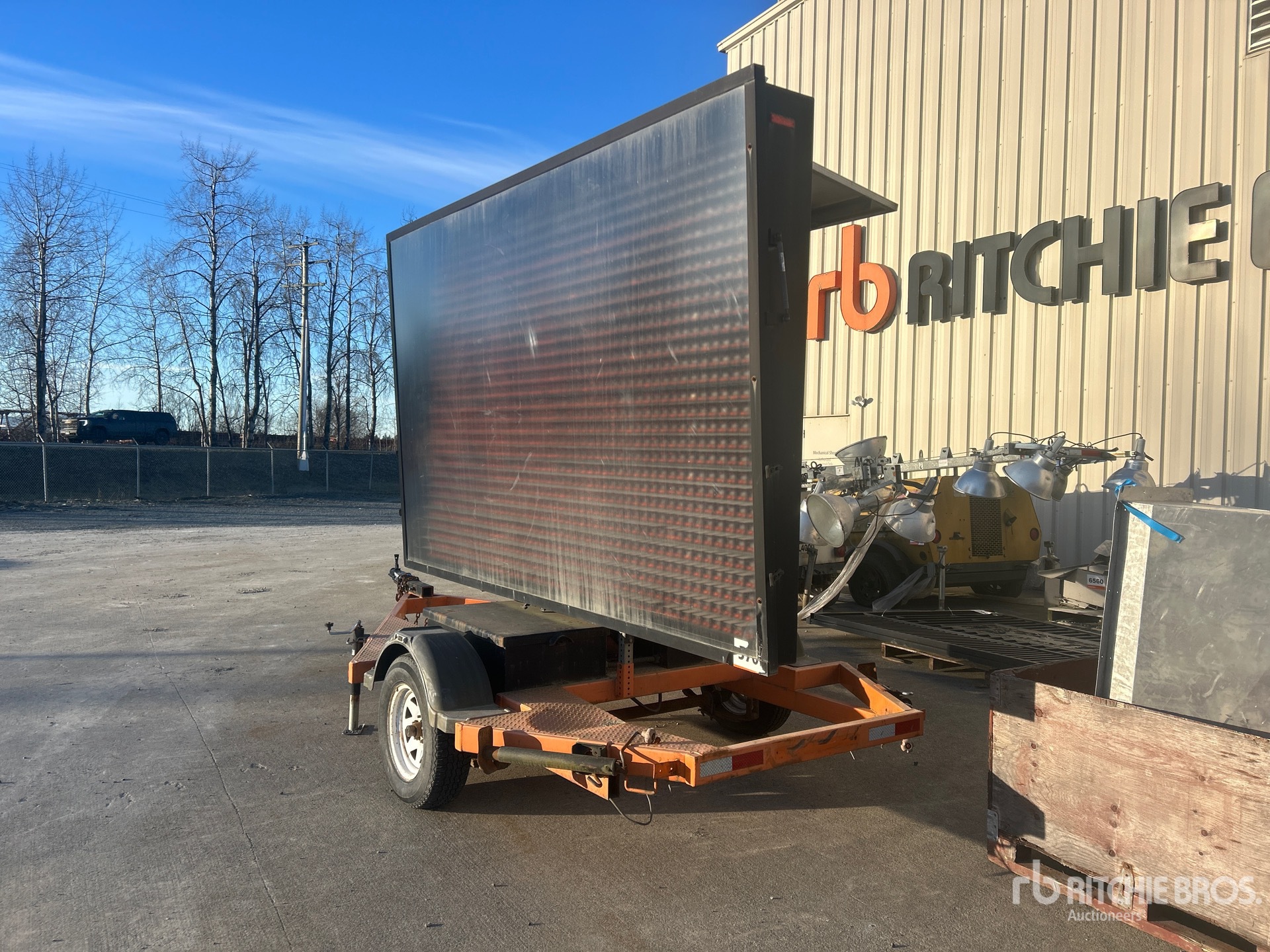 General Appearance with Picture, Left Rear Corner