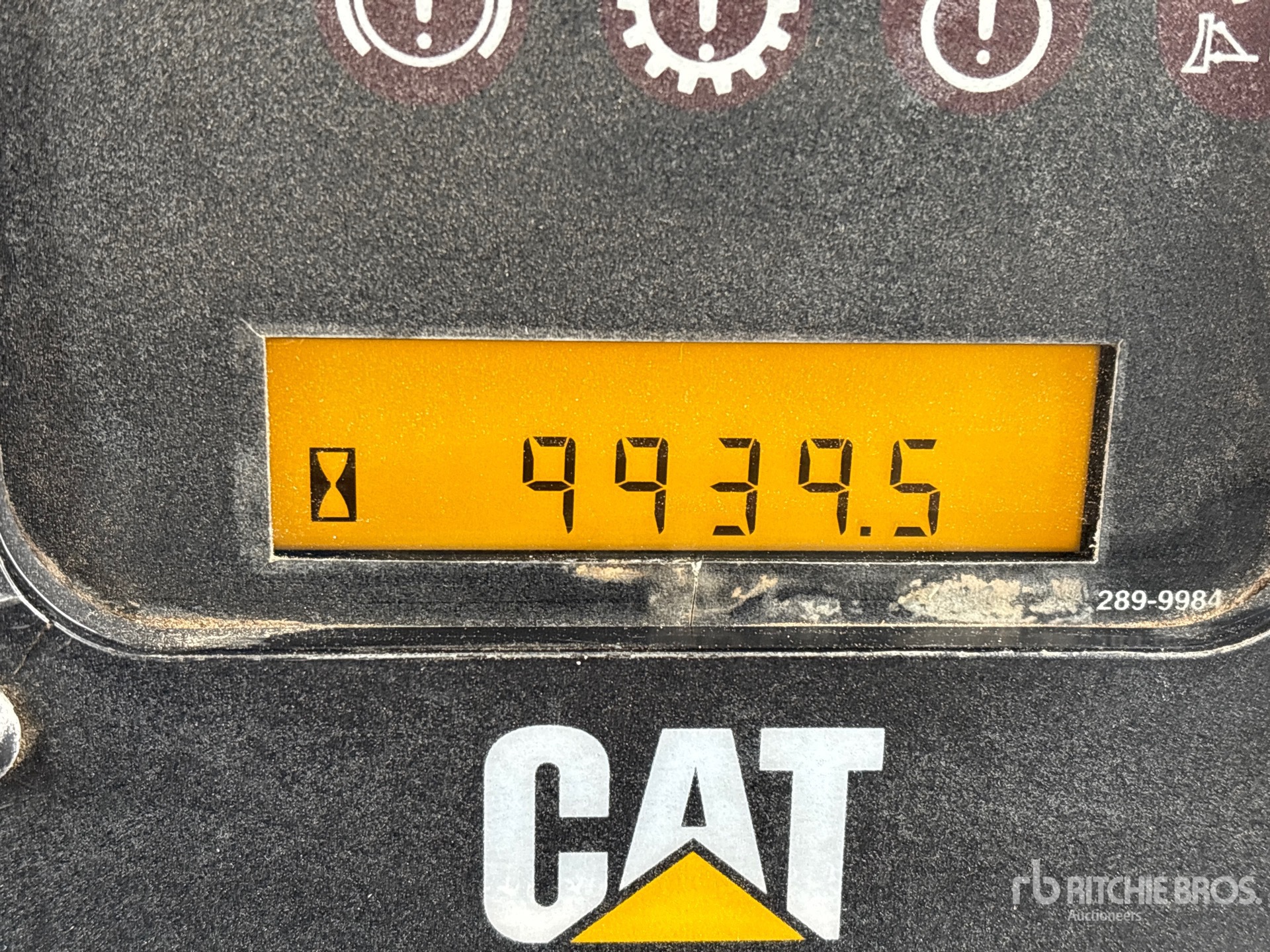 General Appearance with Hour Meter / Odometer