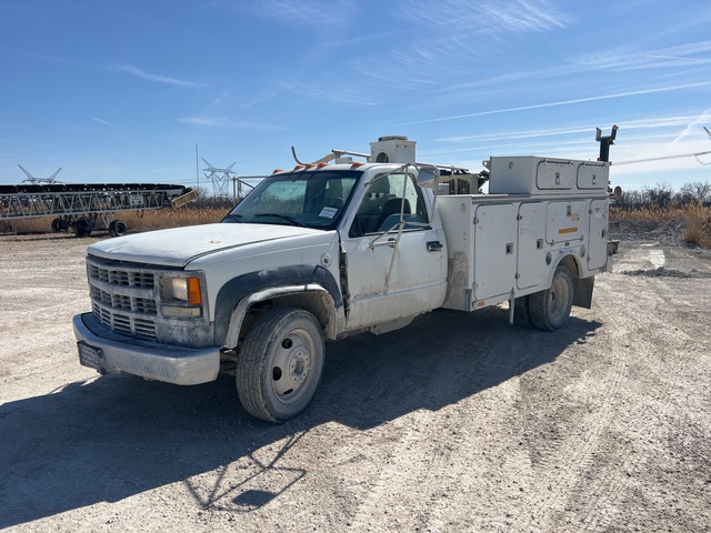 2002 Chevrolet 3500HD 4x2 Service Truck