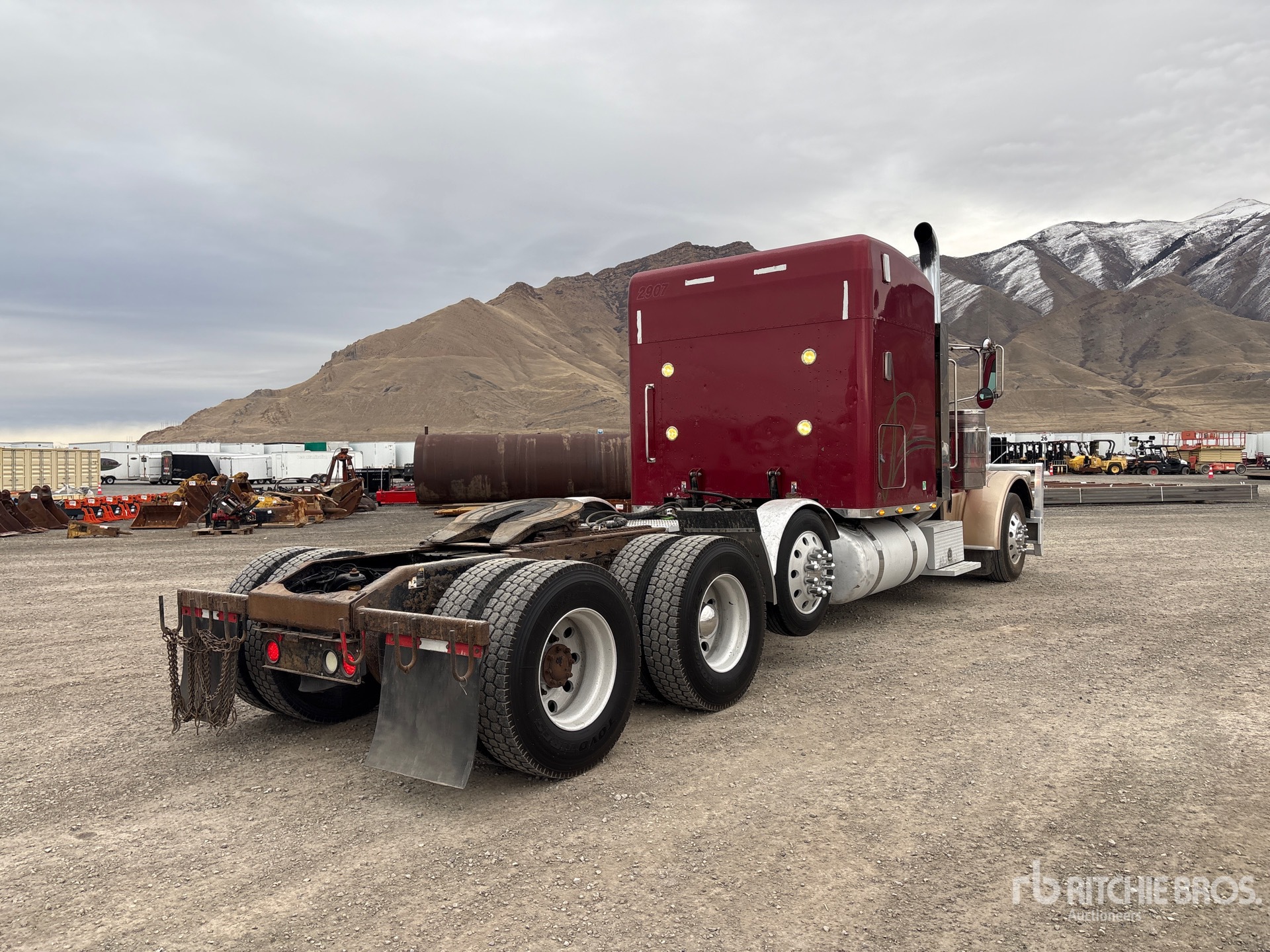 Aspect général with Image, coin arrière droit