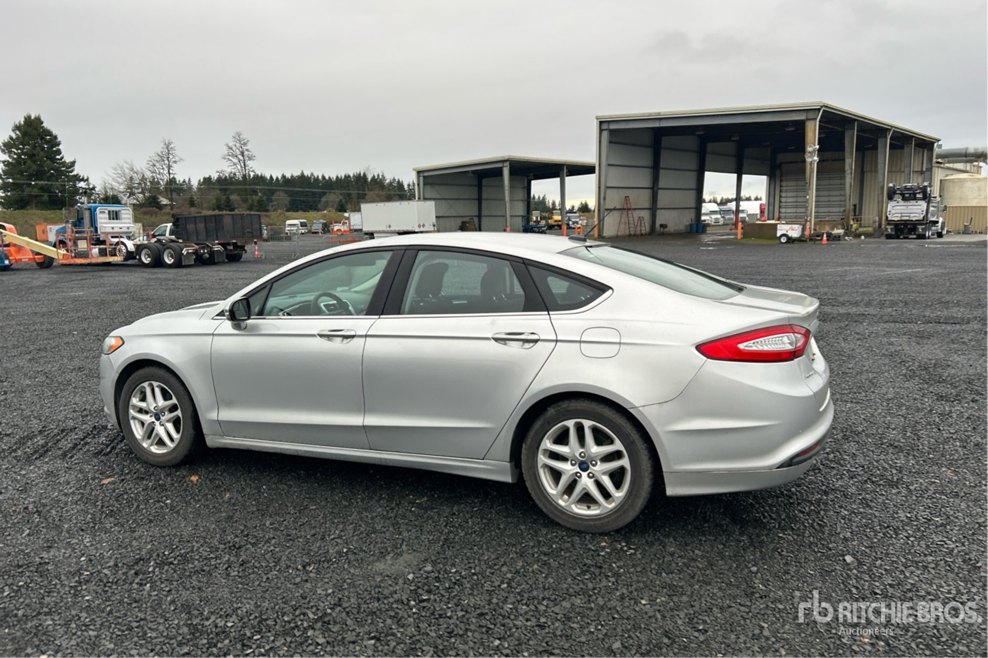 General Appearance with Picture, Left Rear Corner