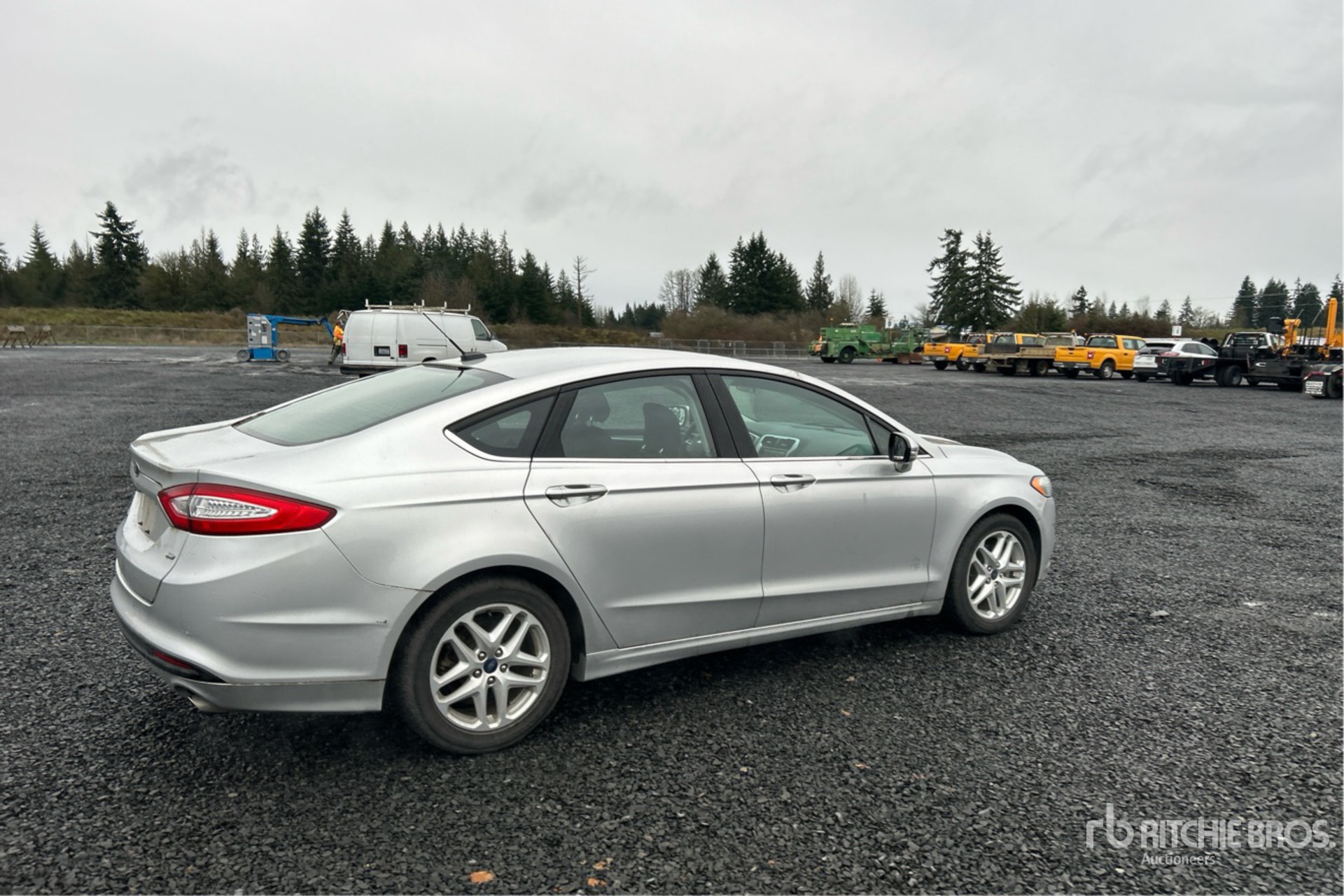 General Appearance with Picture, Right Rear Corner