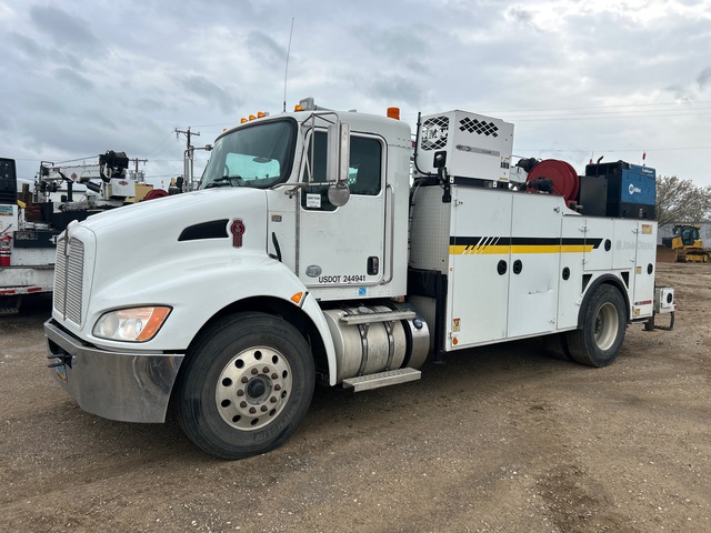 2015 Kenworth T370 4x2 Service Truck 2015 Kenworth T370 4x2 Service Truck