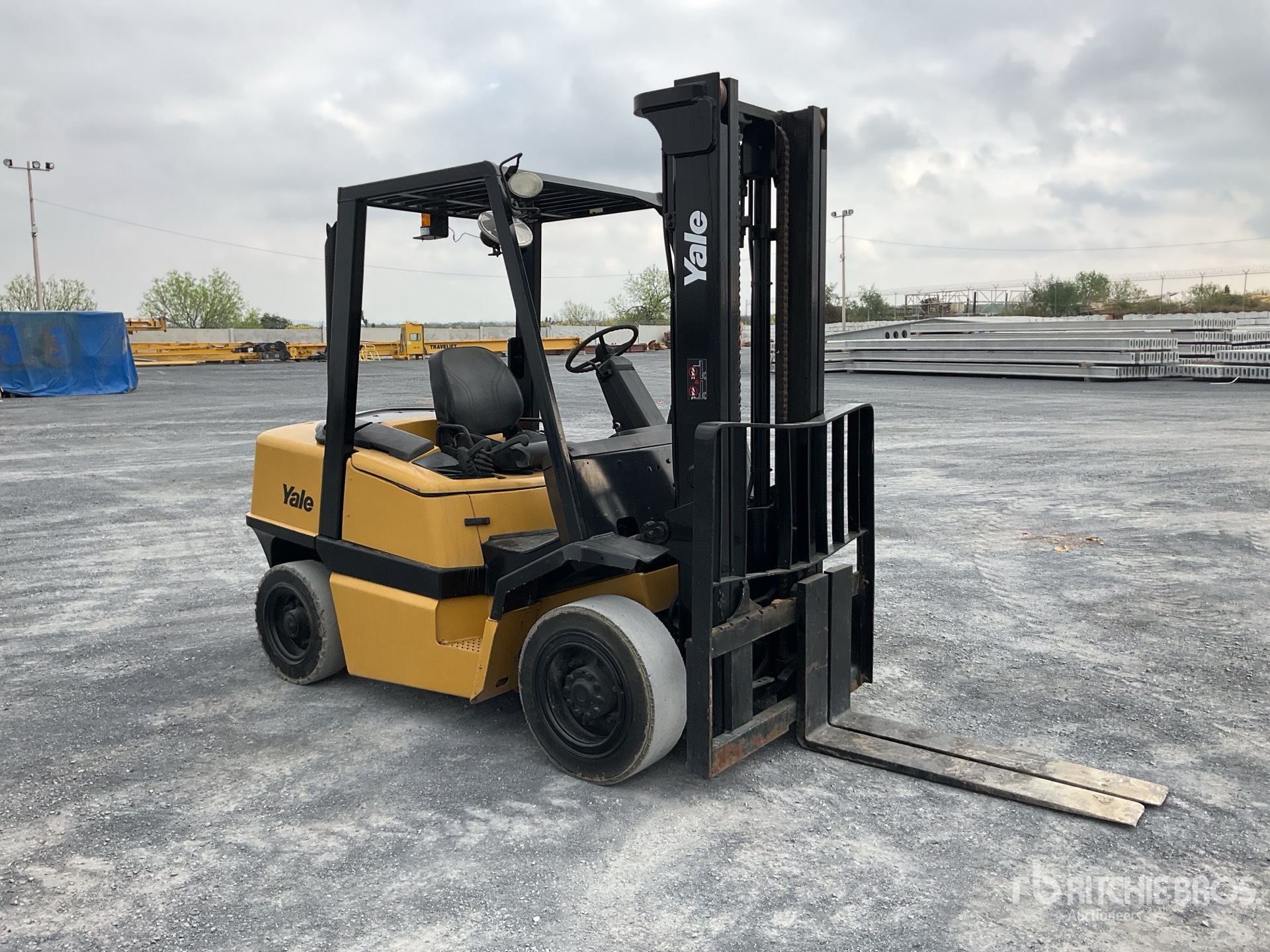 General Appearance with Image, coin avant droit