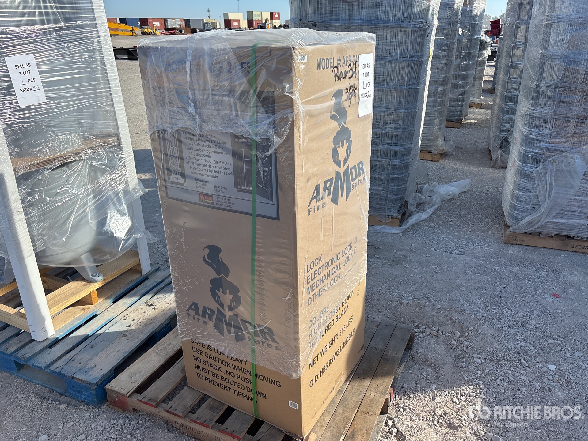 General Appearance with Picture, Right Front Corner