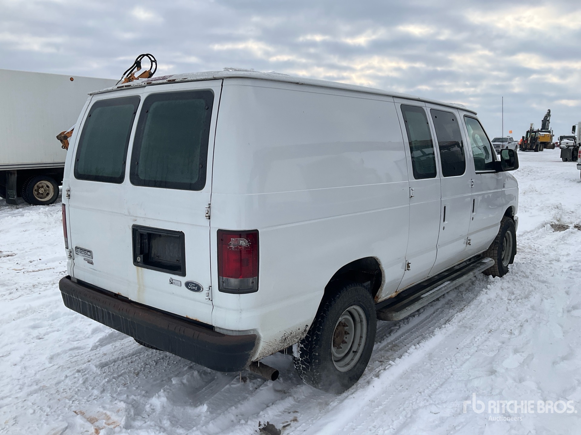 General Appearance with Foto, angolo anteriore sinistro