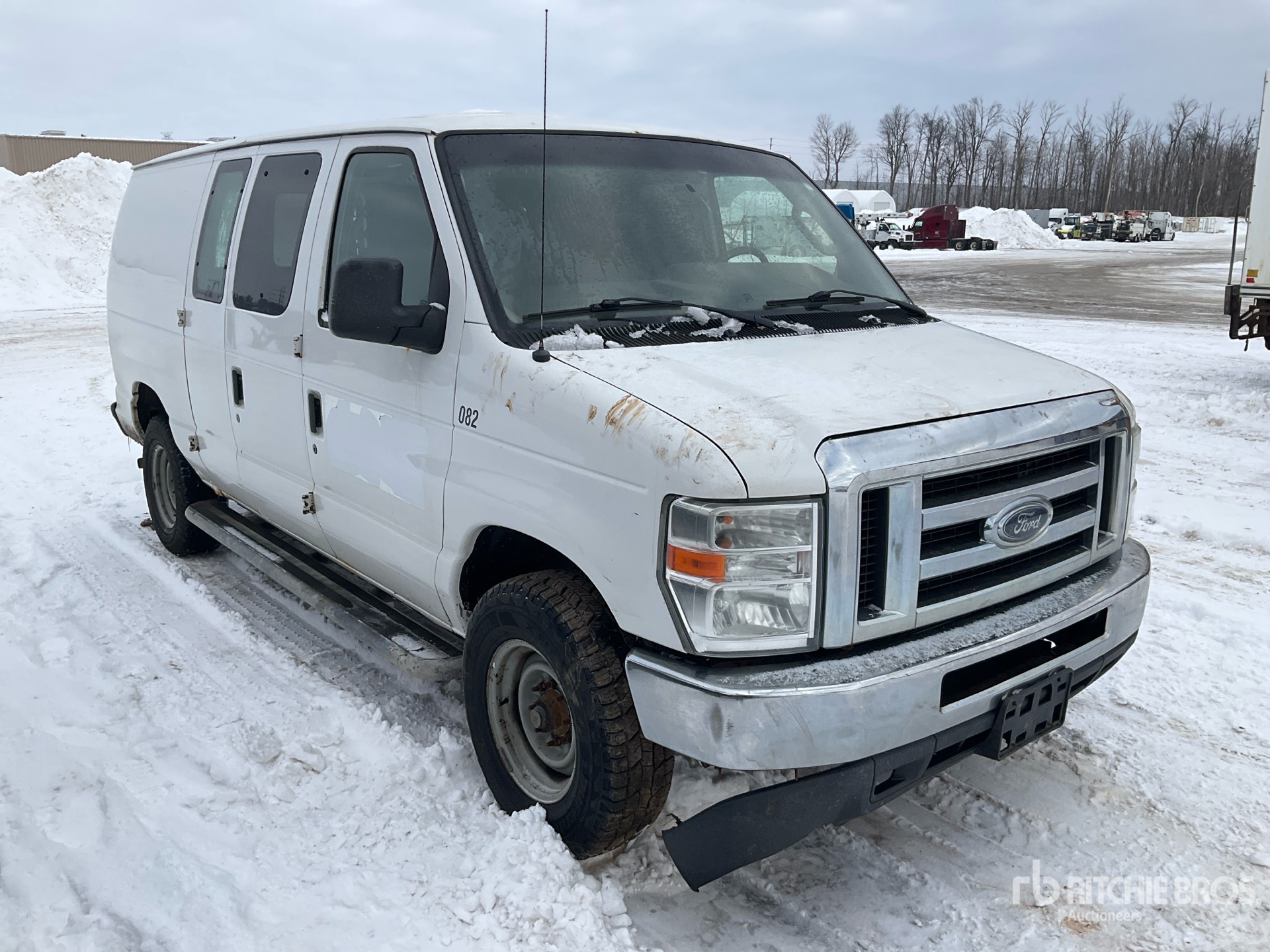 General Appearance with Foto, angolo anteriore destro