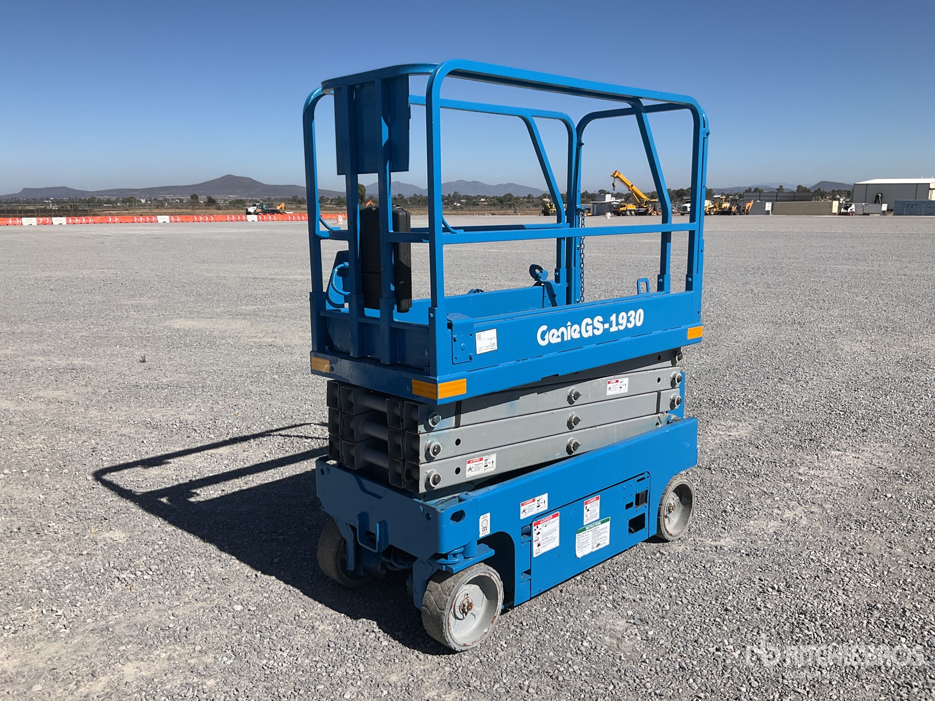 General Appearance with Image, coin avant gauche