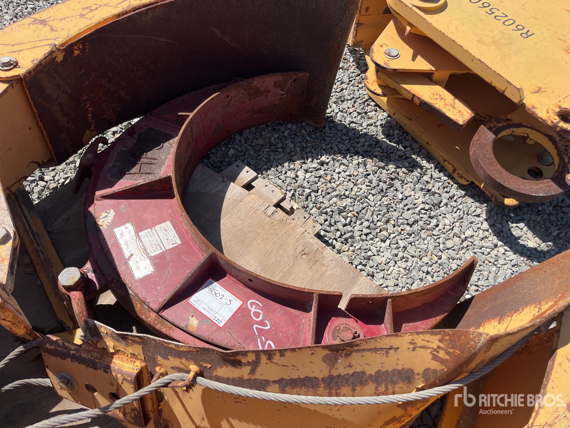 Aspect général with Image, coin arrière droit