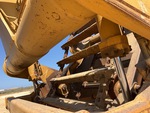 Hydraulics with Bowl Lift Cylinders