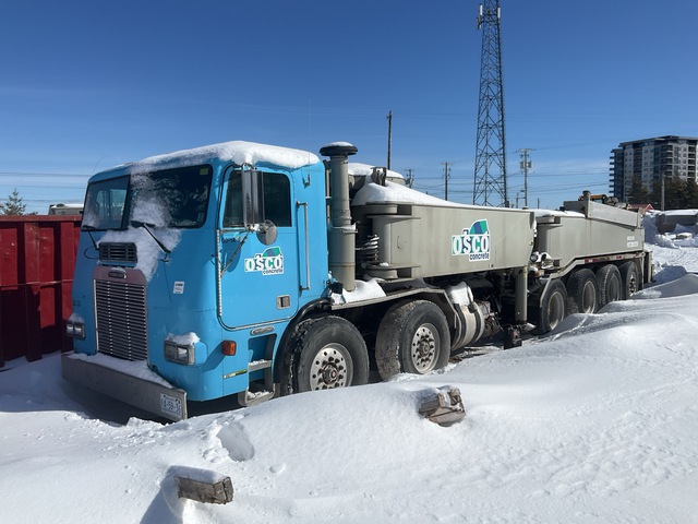 Putzmeister on 1999 Freightliner 12x6 Concrete Pump Truck (Inoperable)