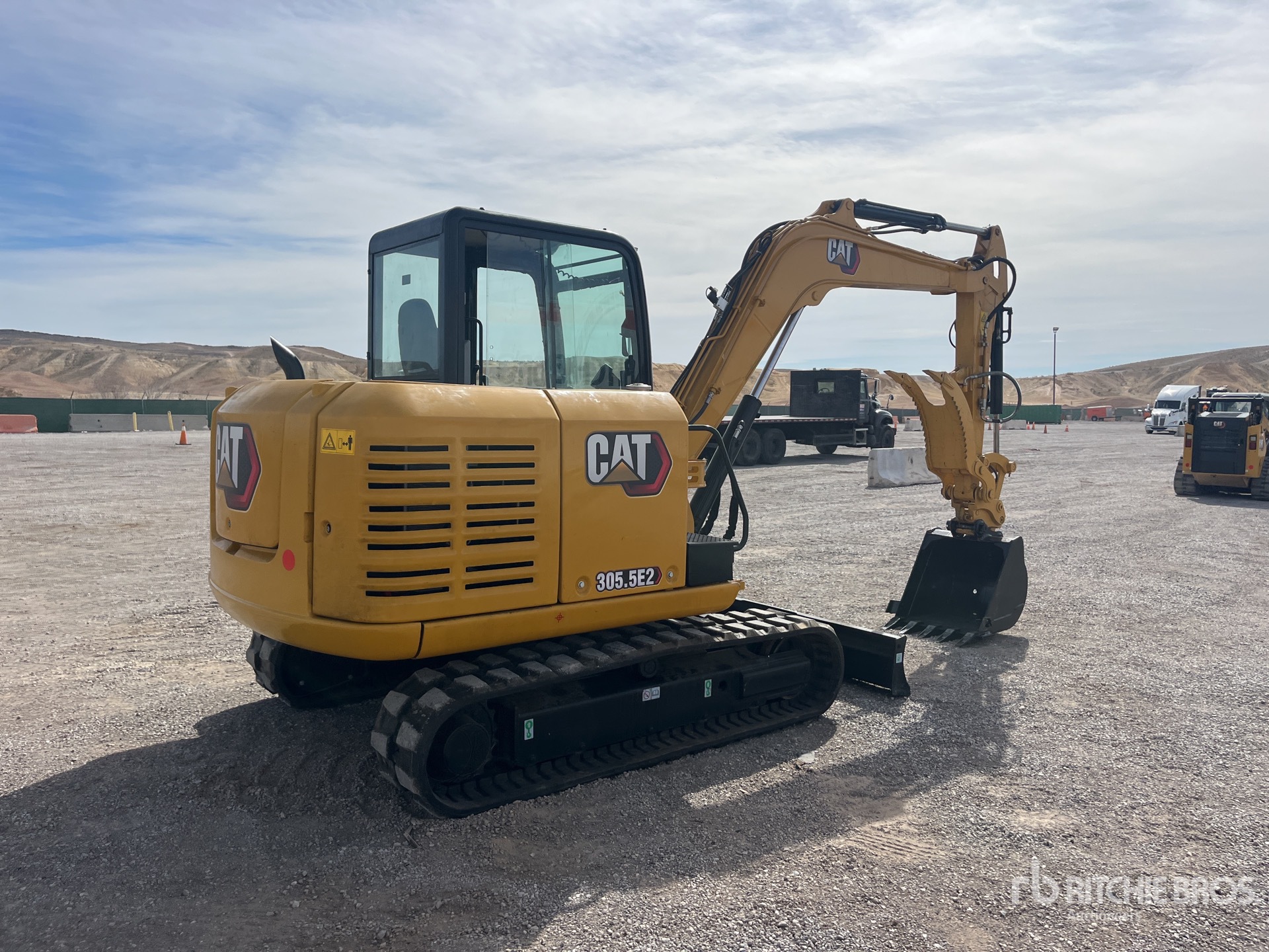 General Appearance with Imagen: esquina trasera derecha