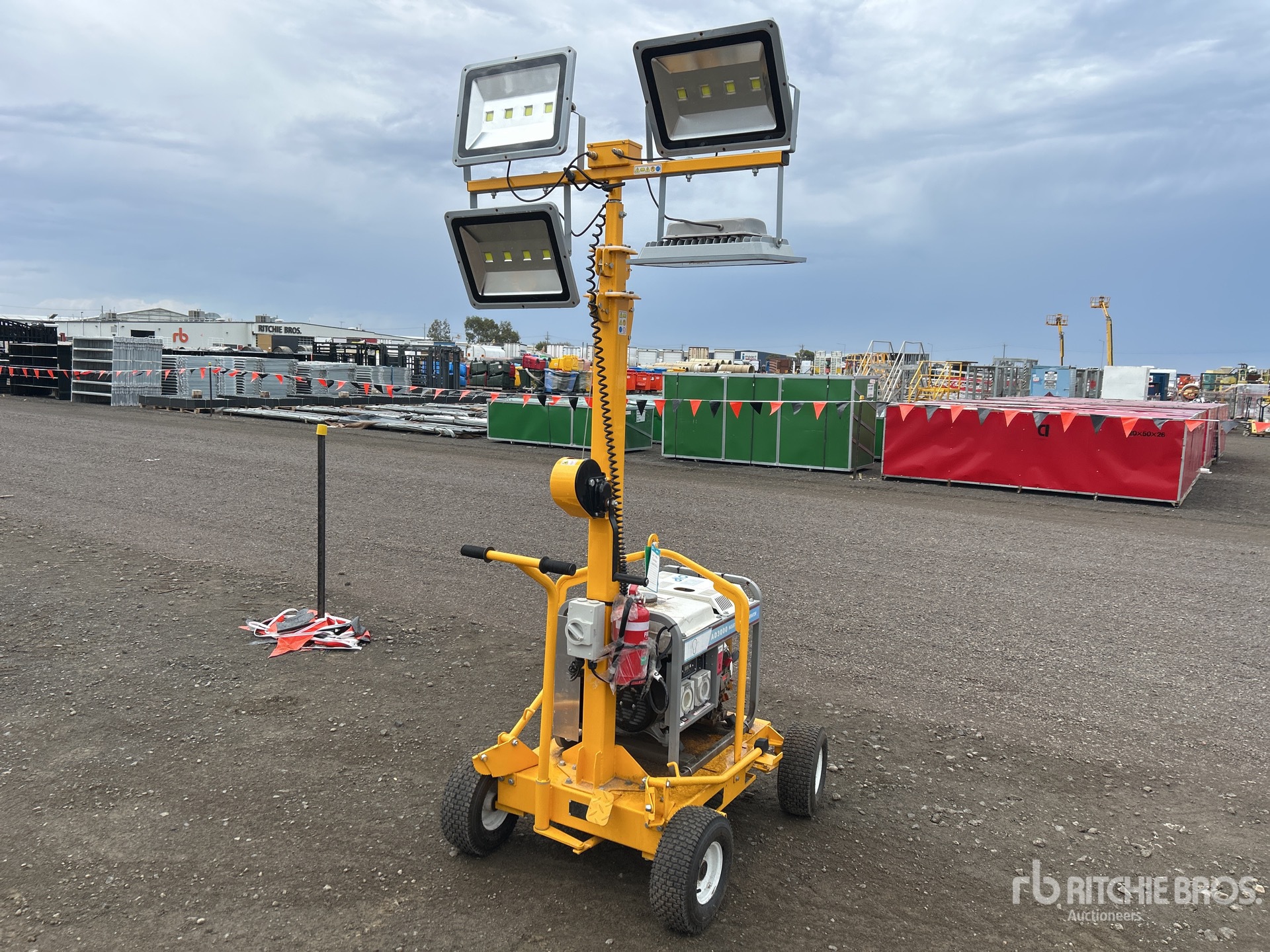 General Appearance with Foto, angolo anteriore sinistro