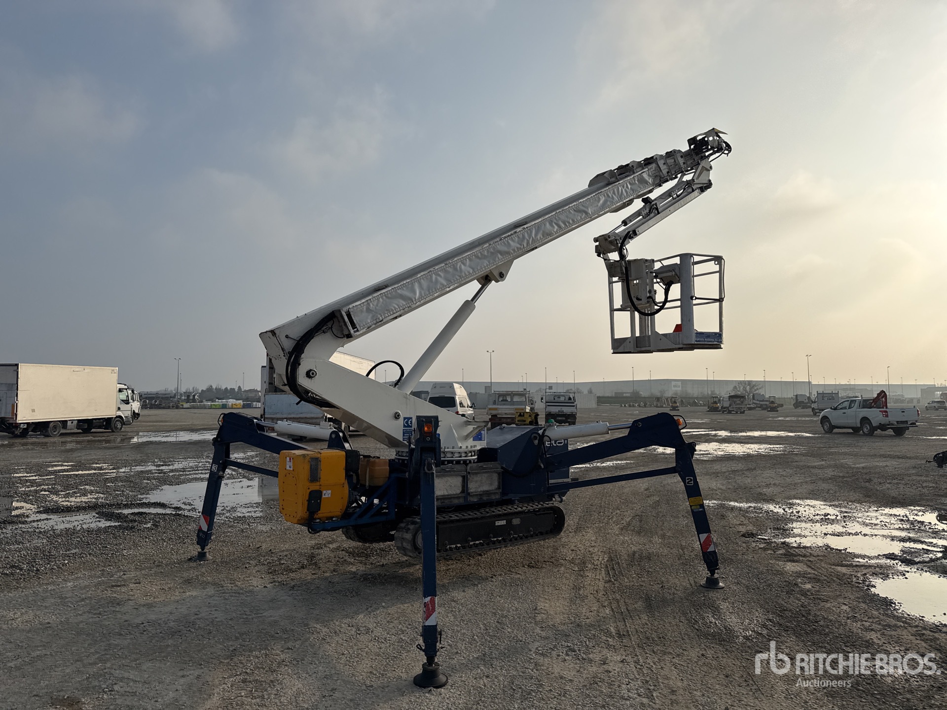 General Appearance with Bild, Ecke hinten rechts