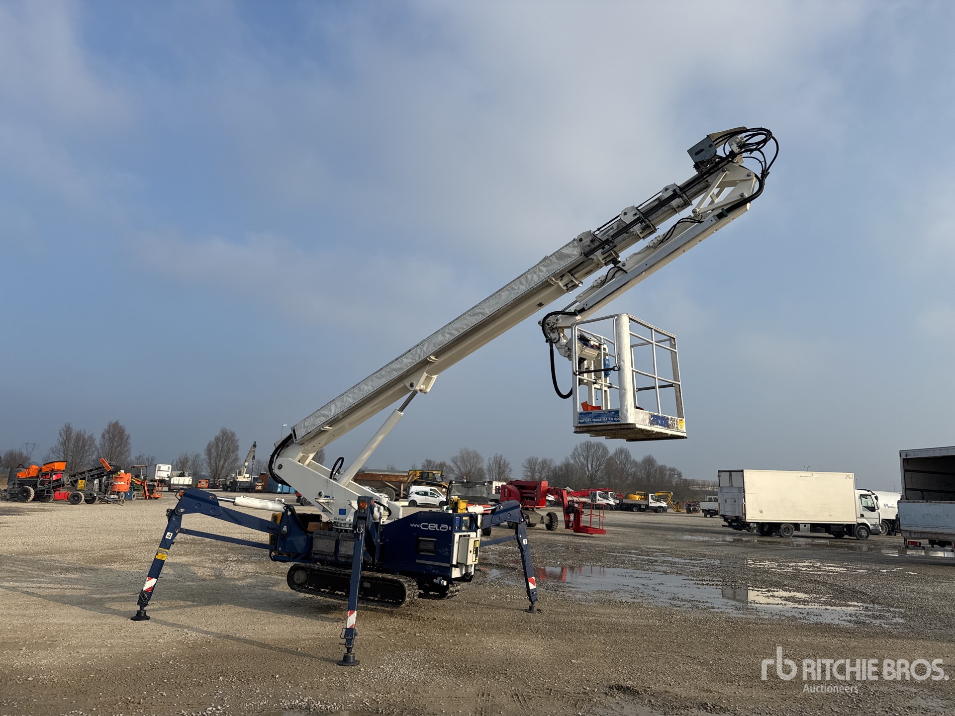 General Appearance with Bild, Ecke vorne rechts