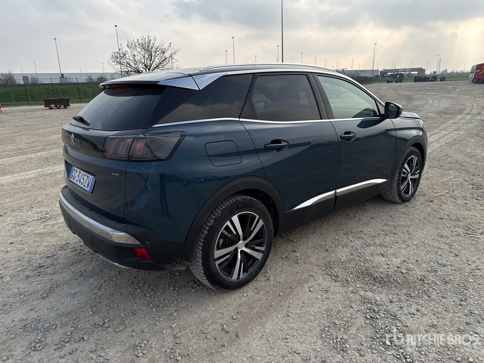 General Appearance with Picture, Right Rear Corner