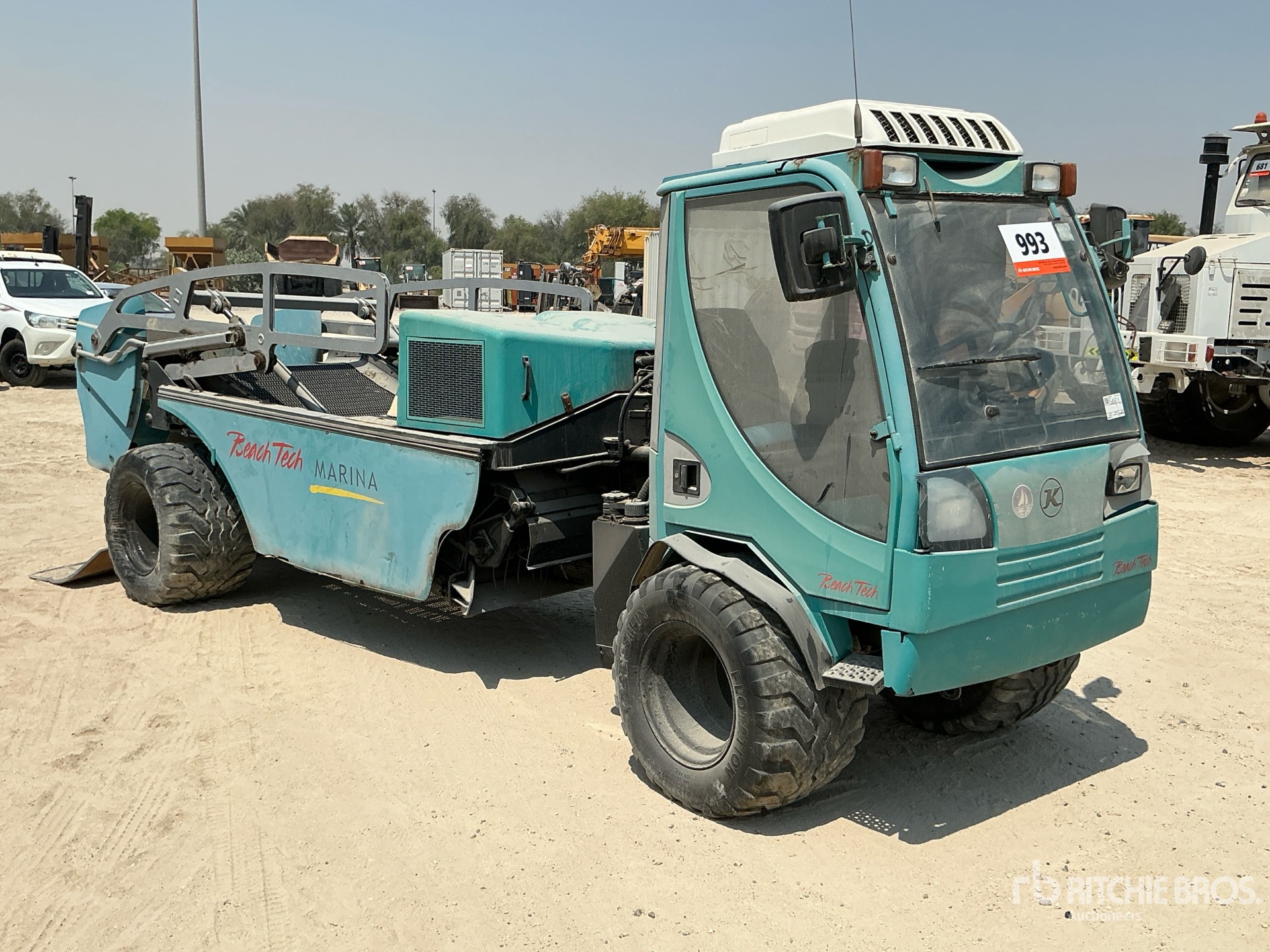 General Appearance with Picture, Right Front Corner