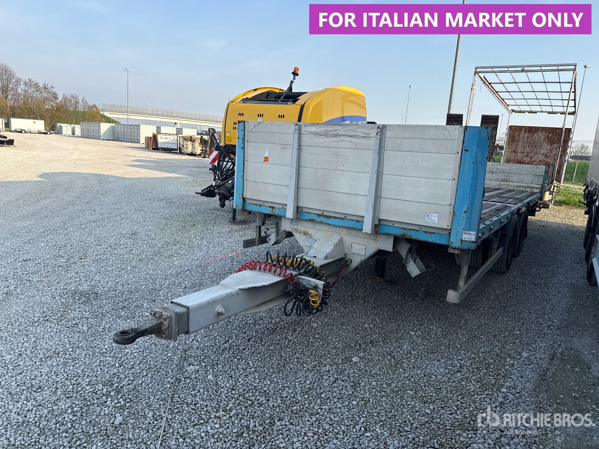 General Appearance with Featured Photo